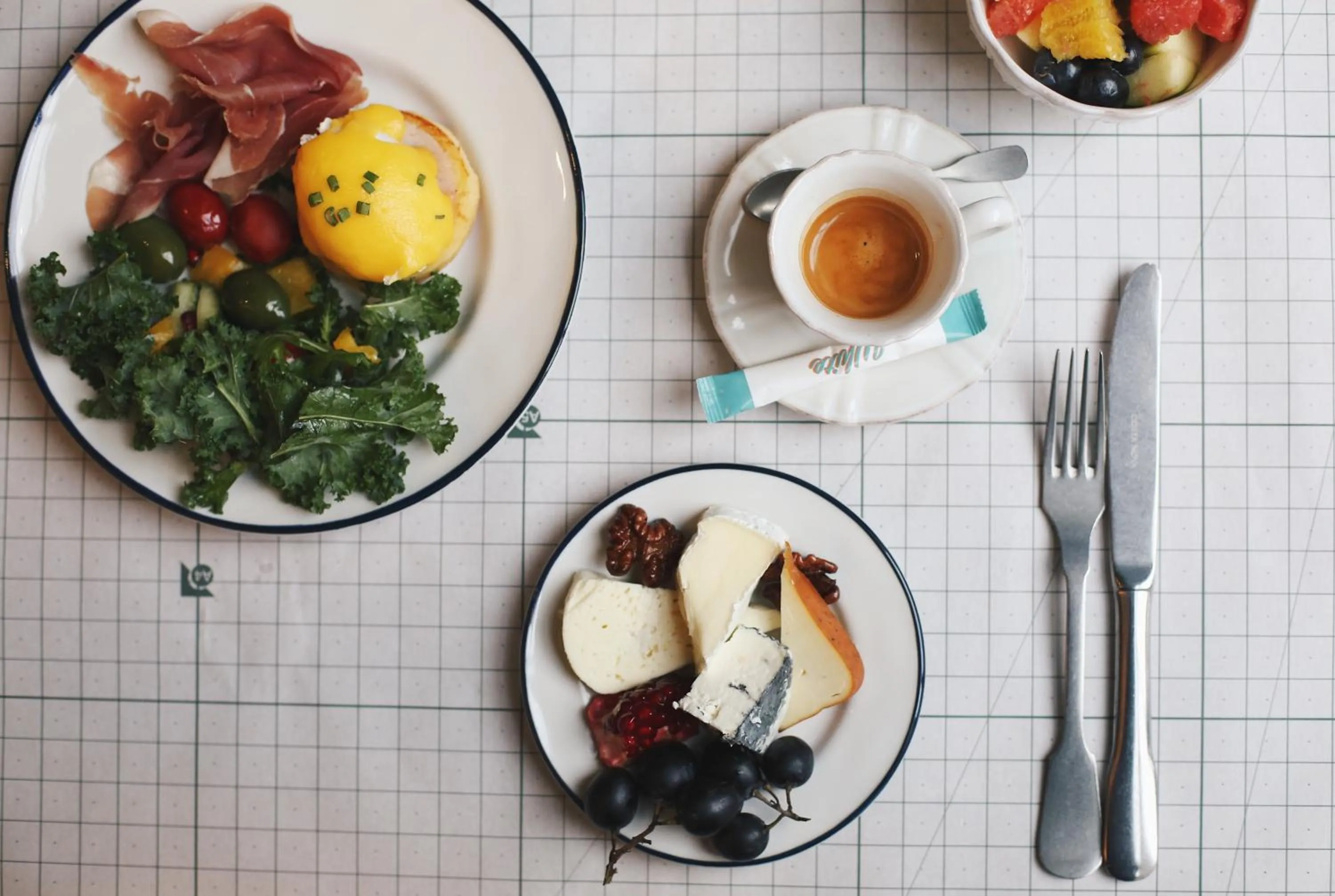 Buffet breakfast in Stamba Hotel