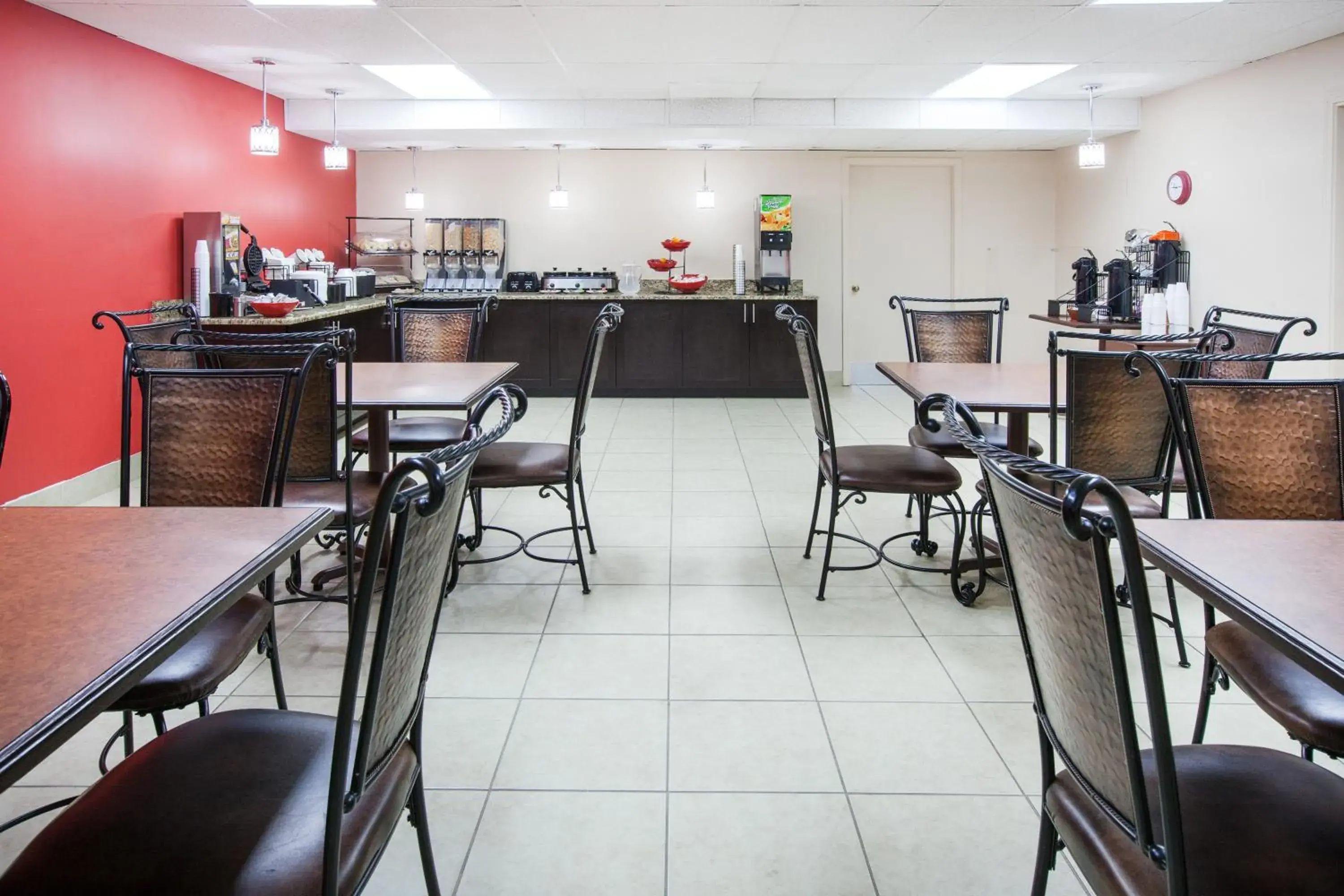 Breakfast in Ramada by Wyndham Mountain Home Breakfast in Ramada by Wyndham Mountain Home