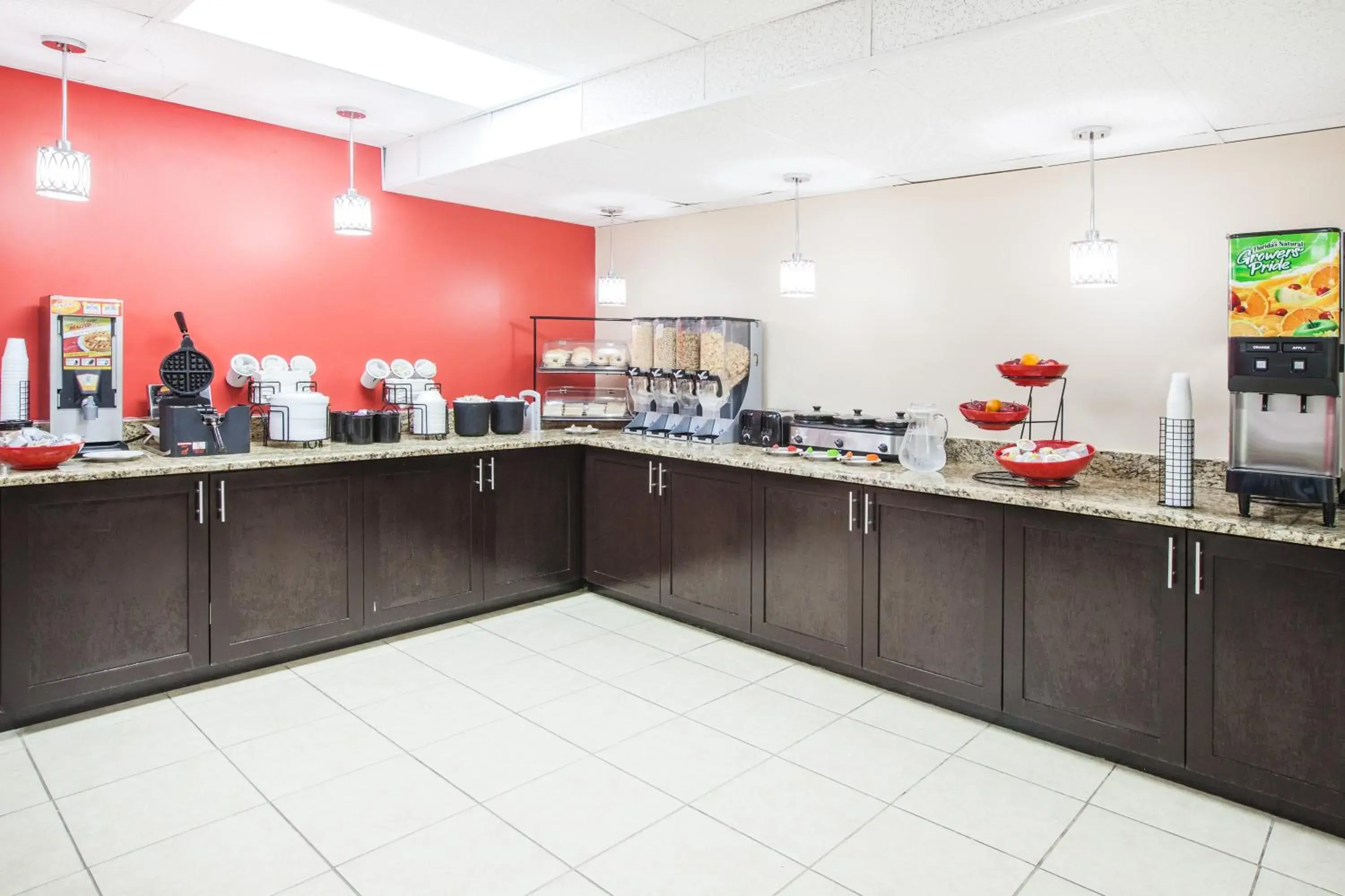 Breakfast in Ramada by Wyndham Mountain Home Breakfast in Ramada by Wyndham Mountain Home