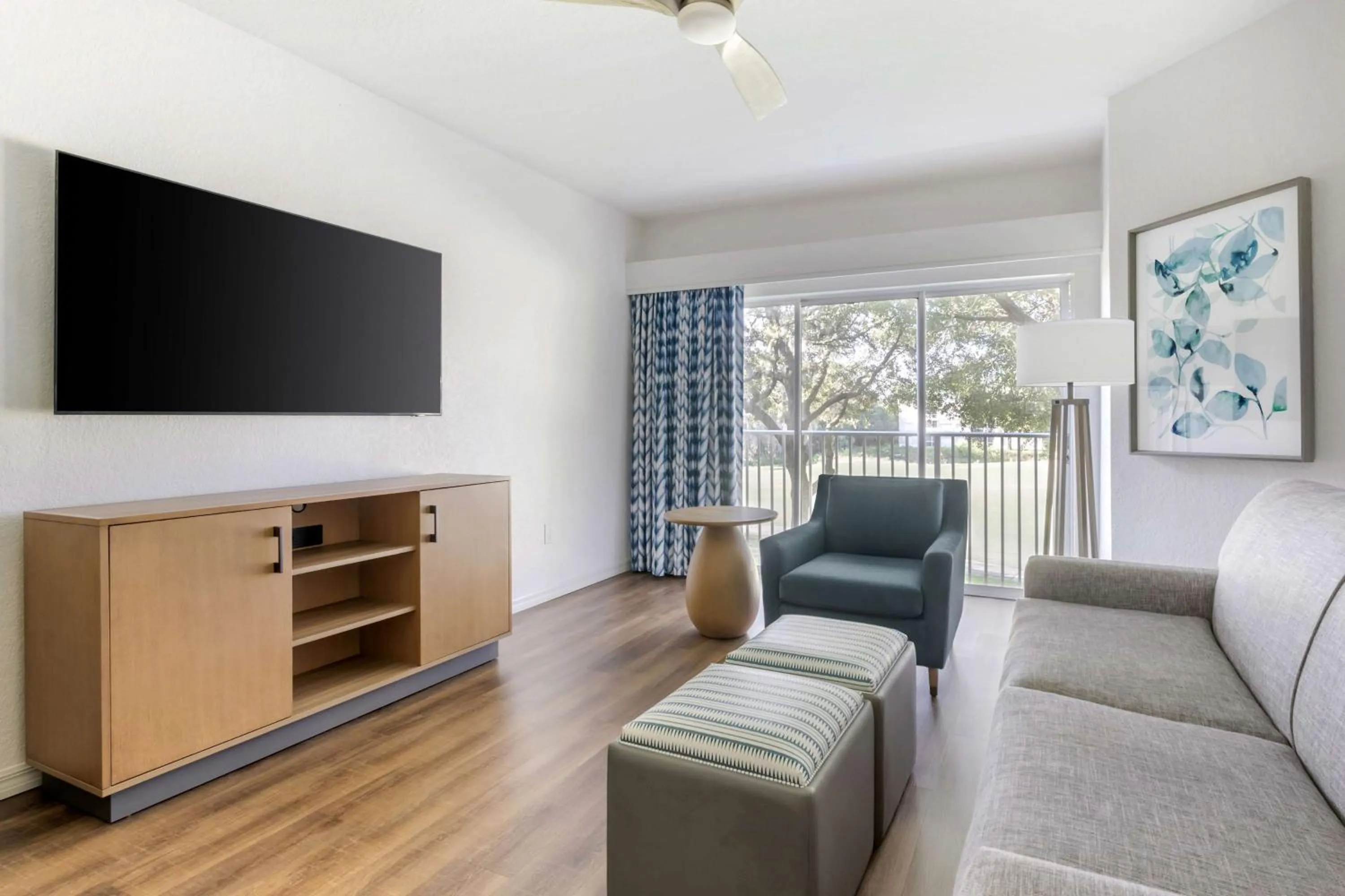 Living room in Hilton Vacation Club Mystic Dunes Orlando