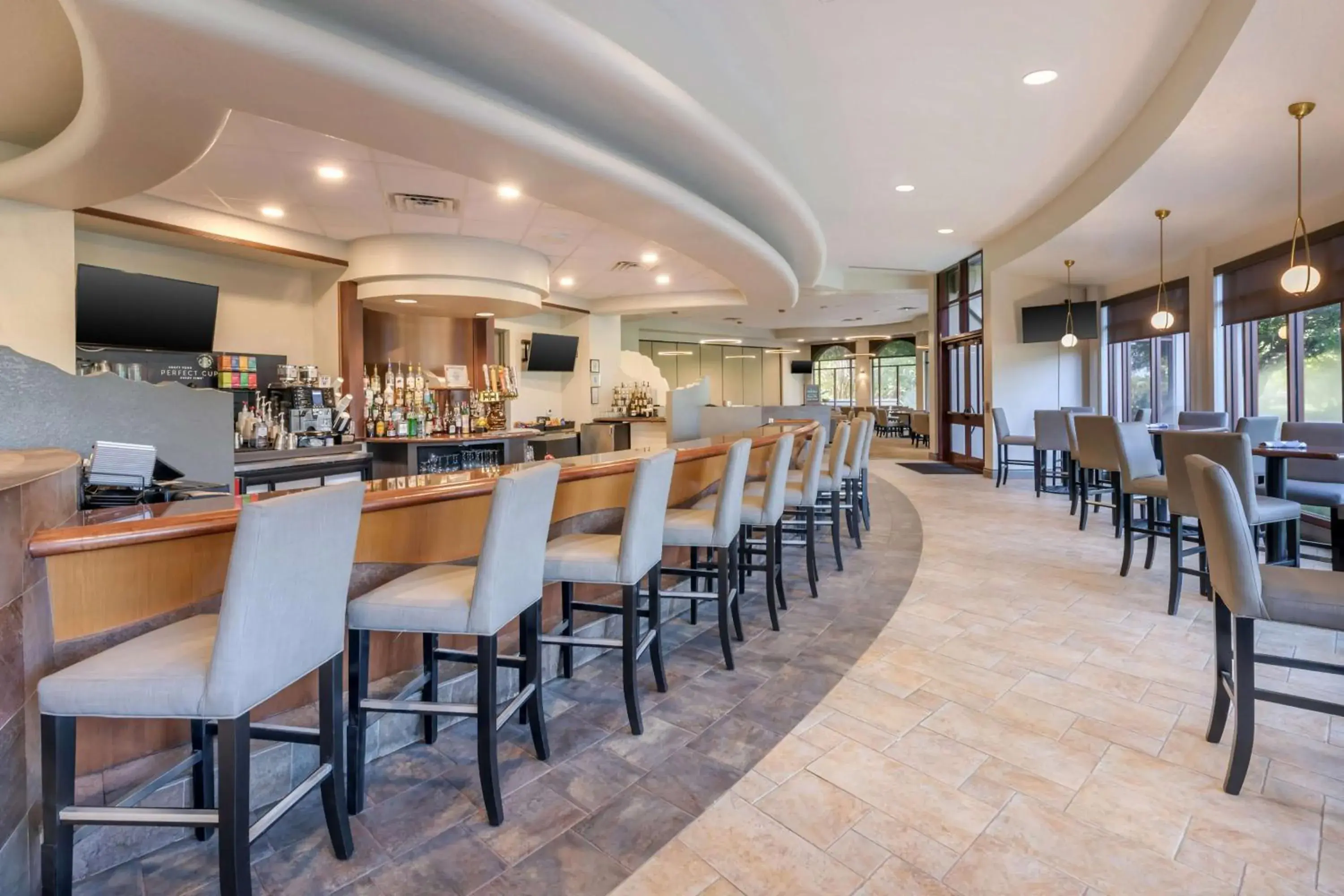 Lounge or bar in Hilton Vacation Club Mystic Dunes Orlando Lounge or bar in Hilton Vacation Club Mystic Dunes Orlando