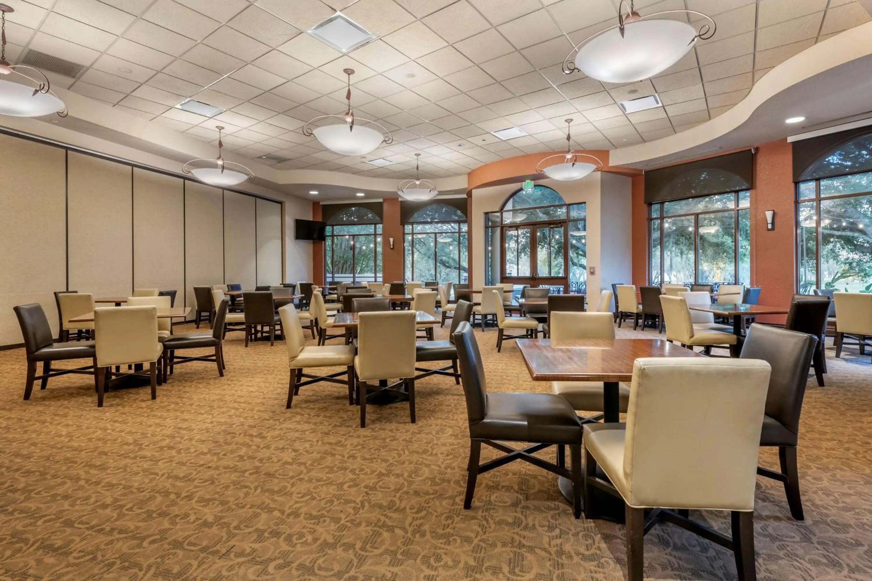 Restaurant/places to eat in Hilton Vacation Club Mystic Dunes Orlando