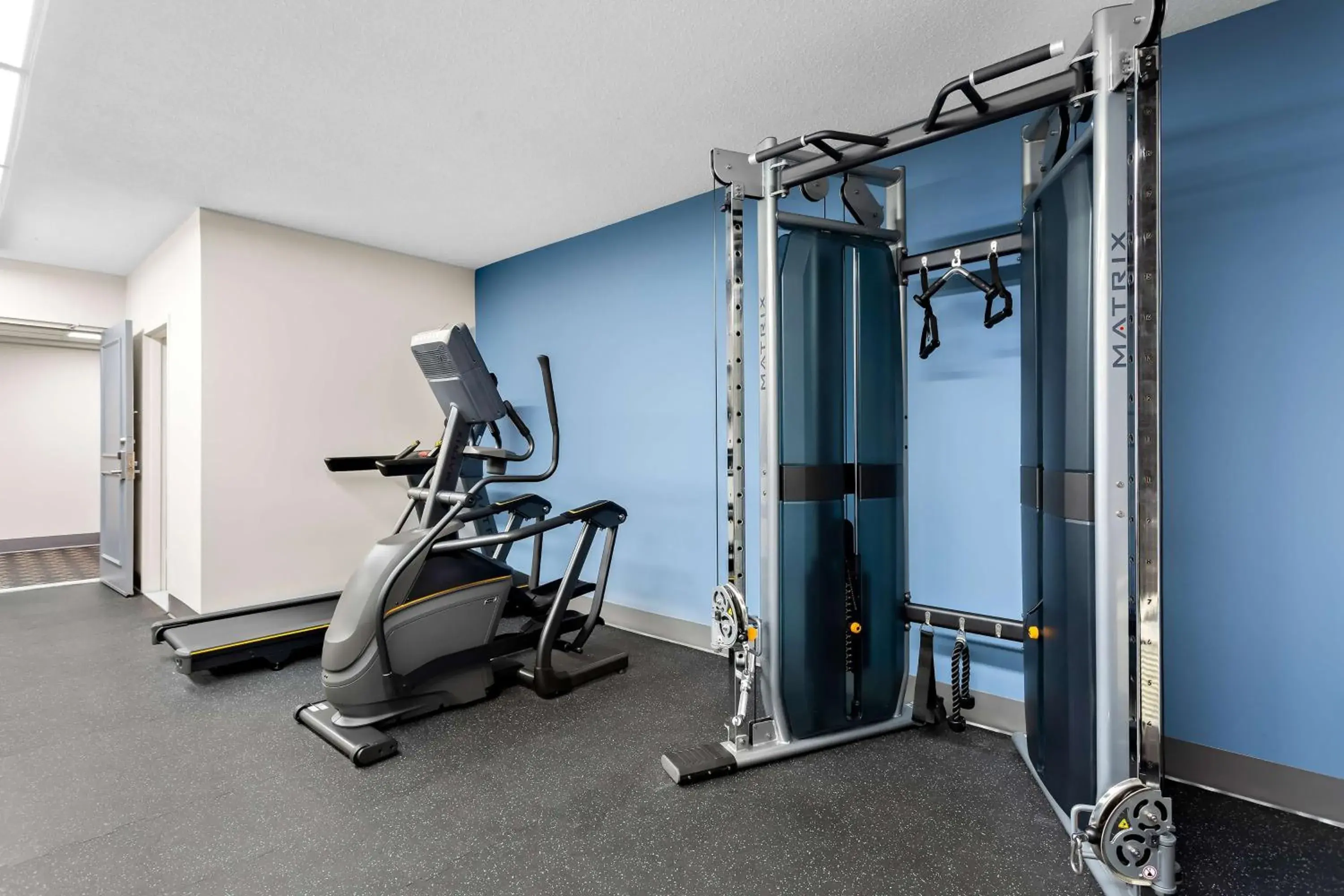 Fitness centre/facilities in SureStay Plus by Best Western Windsor Fitness centre/facilities in SureStay Plus by Best Western Windsor
