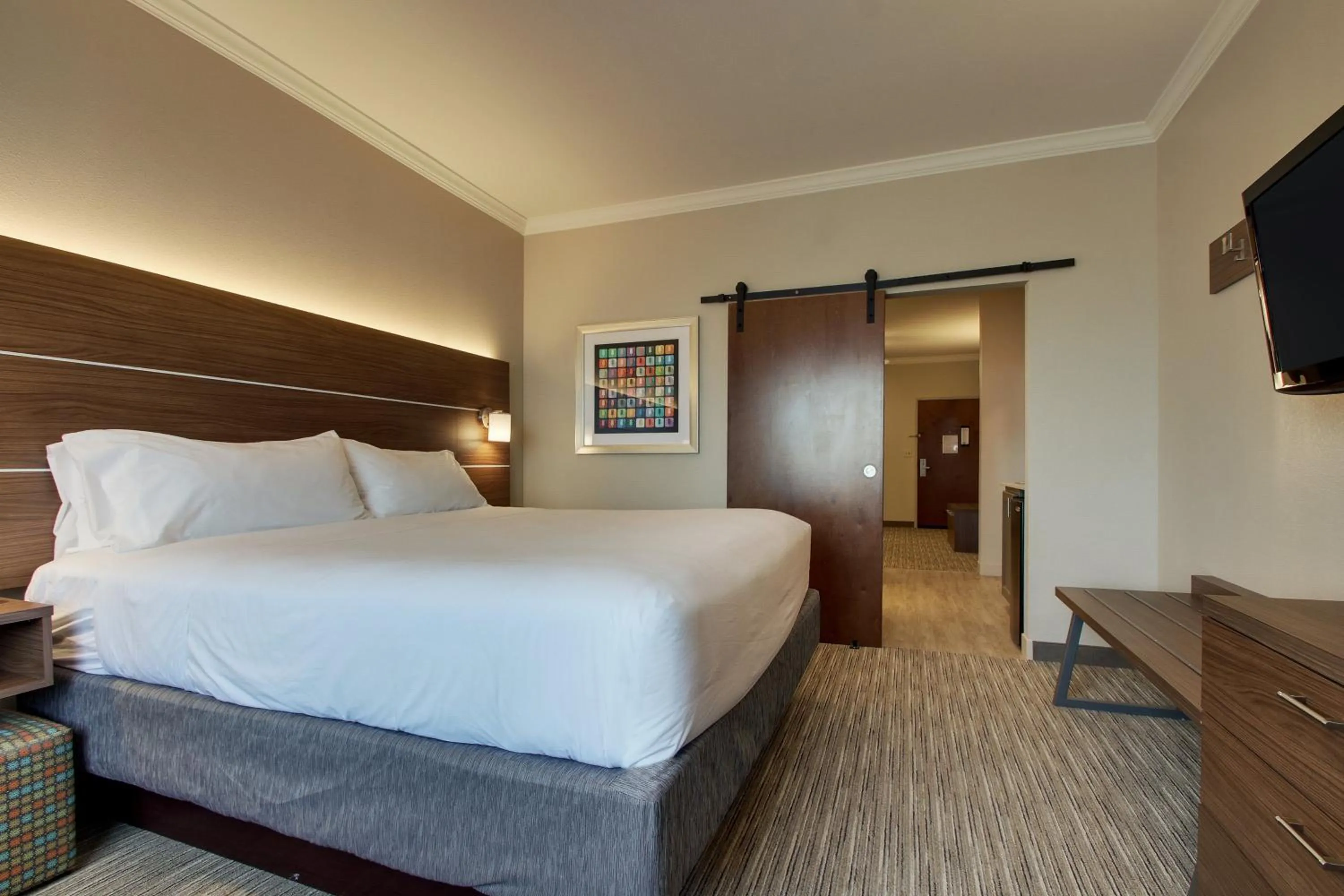 Bedroom, Bed in Holiday Inn Express Vernon College Area Highway 287 by IHG