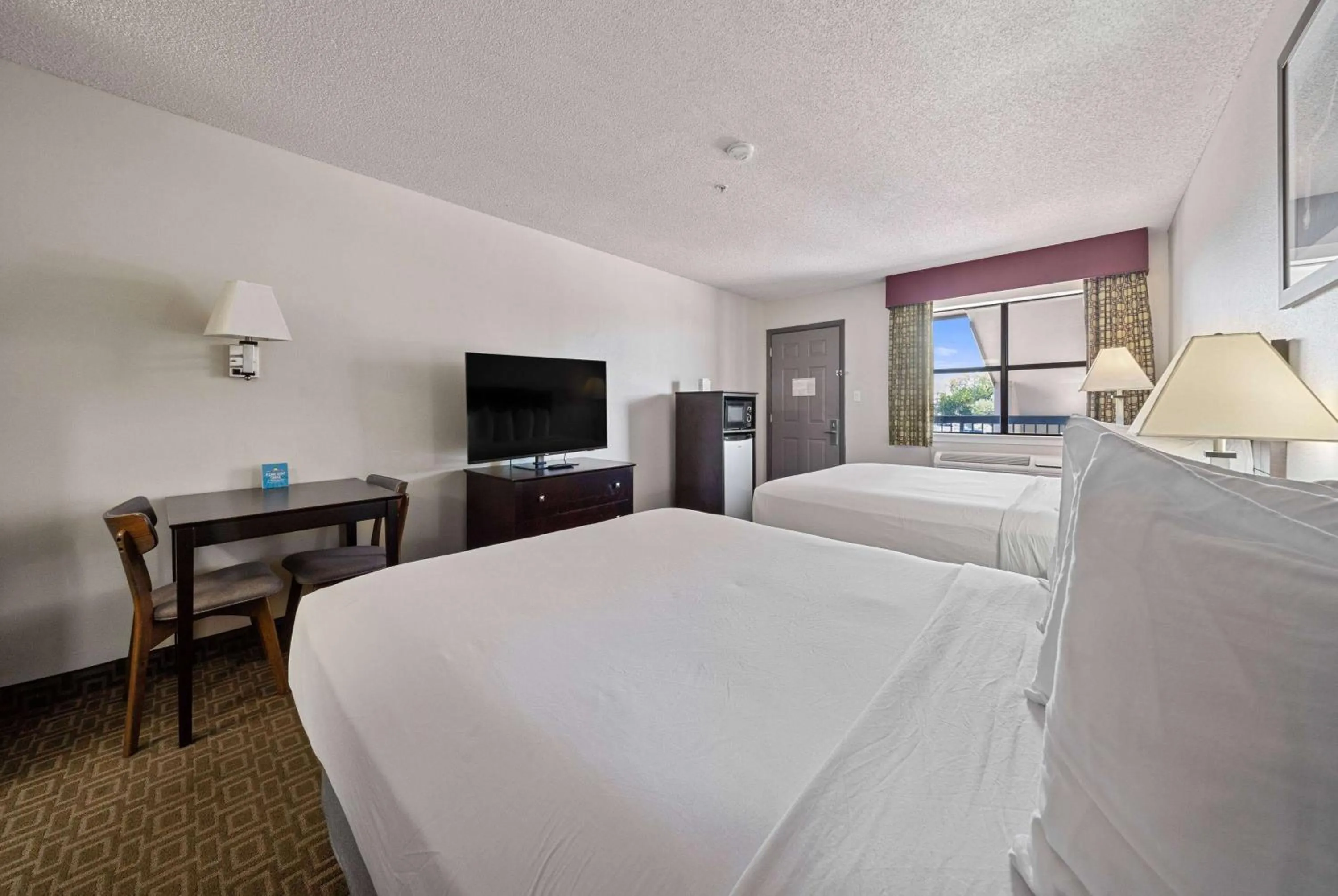 Photo of the whole room, Bed in Best Western Round Rock