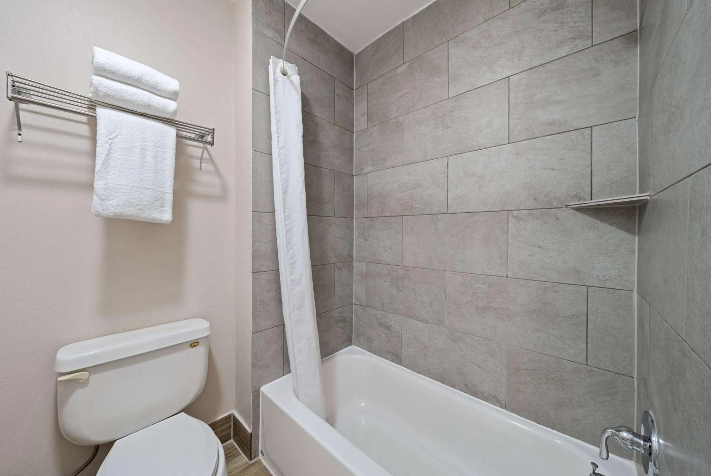 Bathroom in Best Western Round Rock