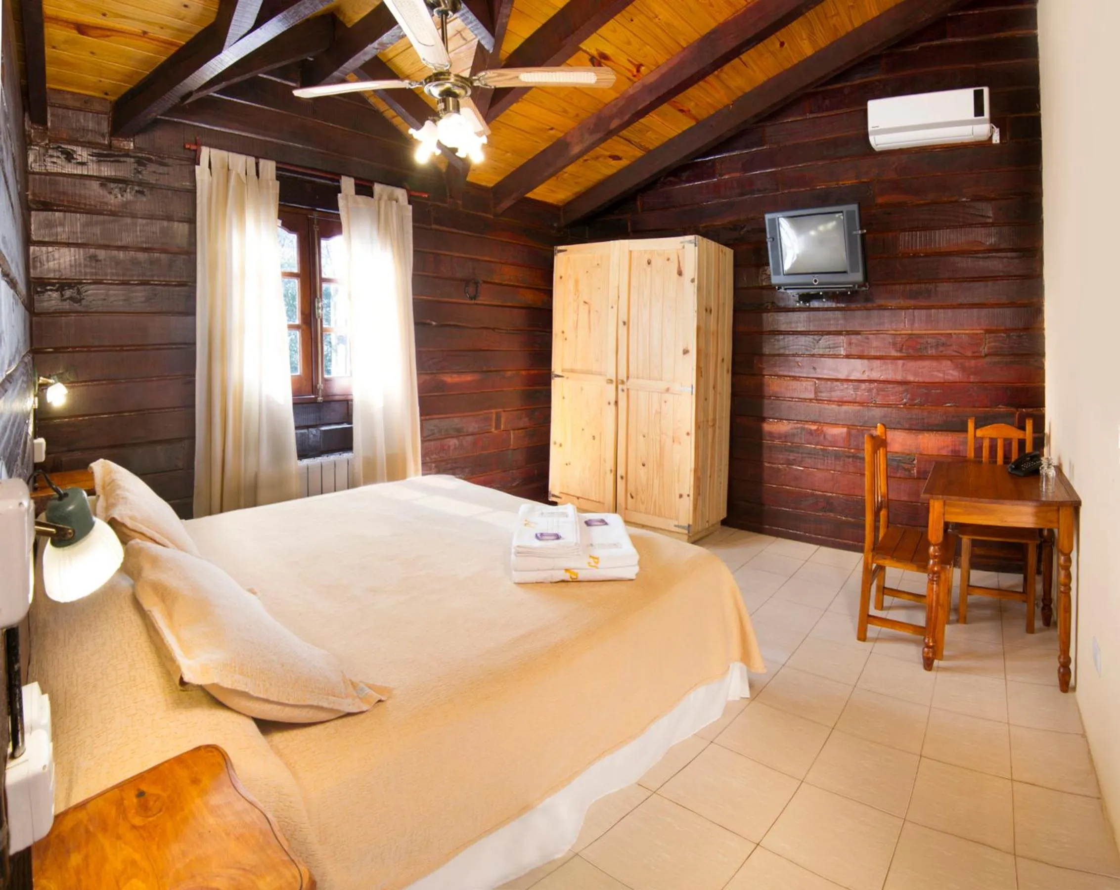 Photo of the whole room, Bed in Posada Pfullendorf - Adults Only
