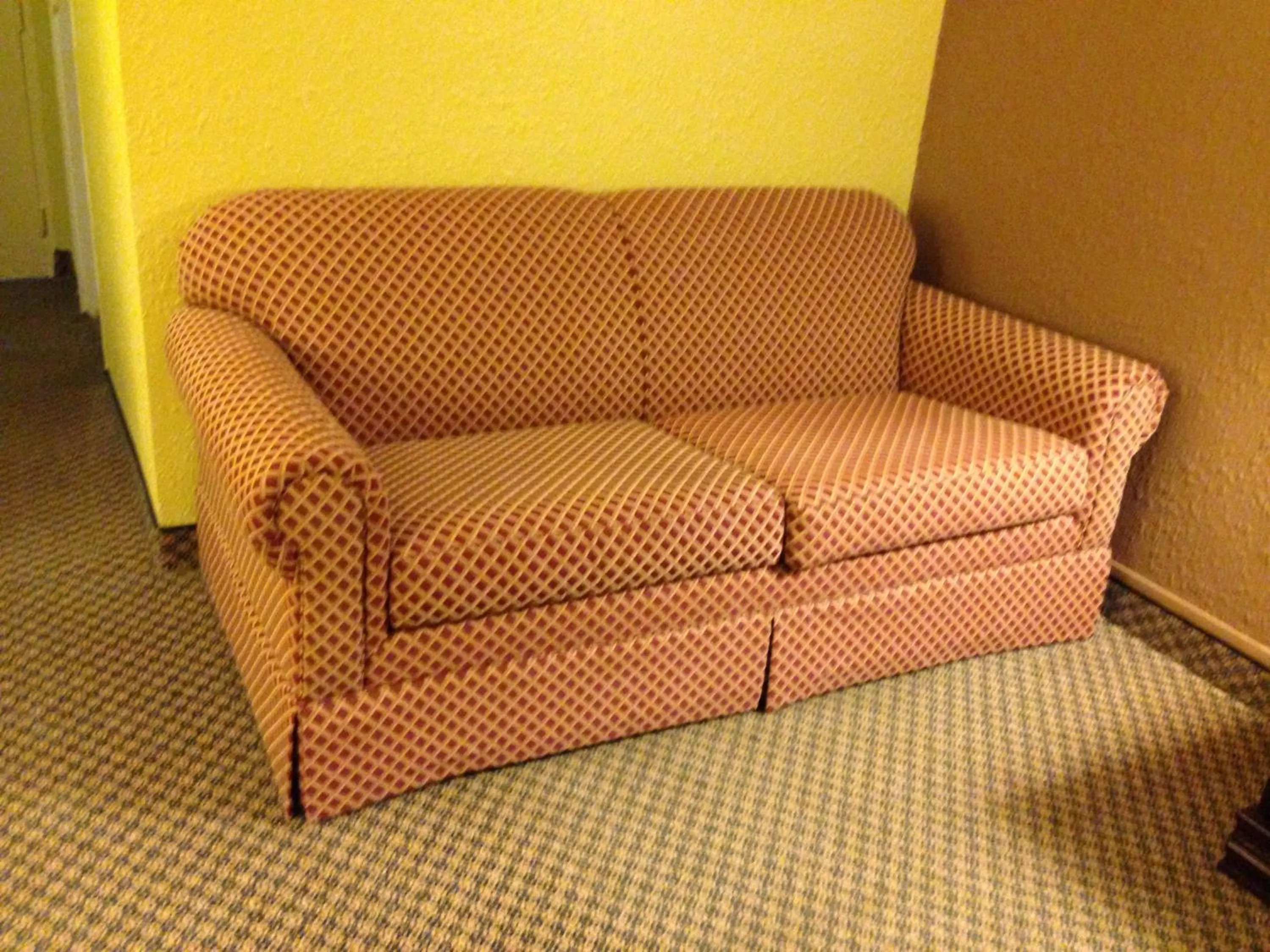 Seating Area in Americas Best Value Inn Macomb