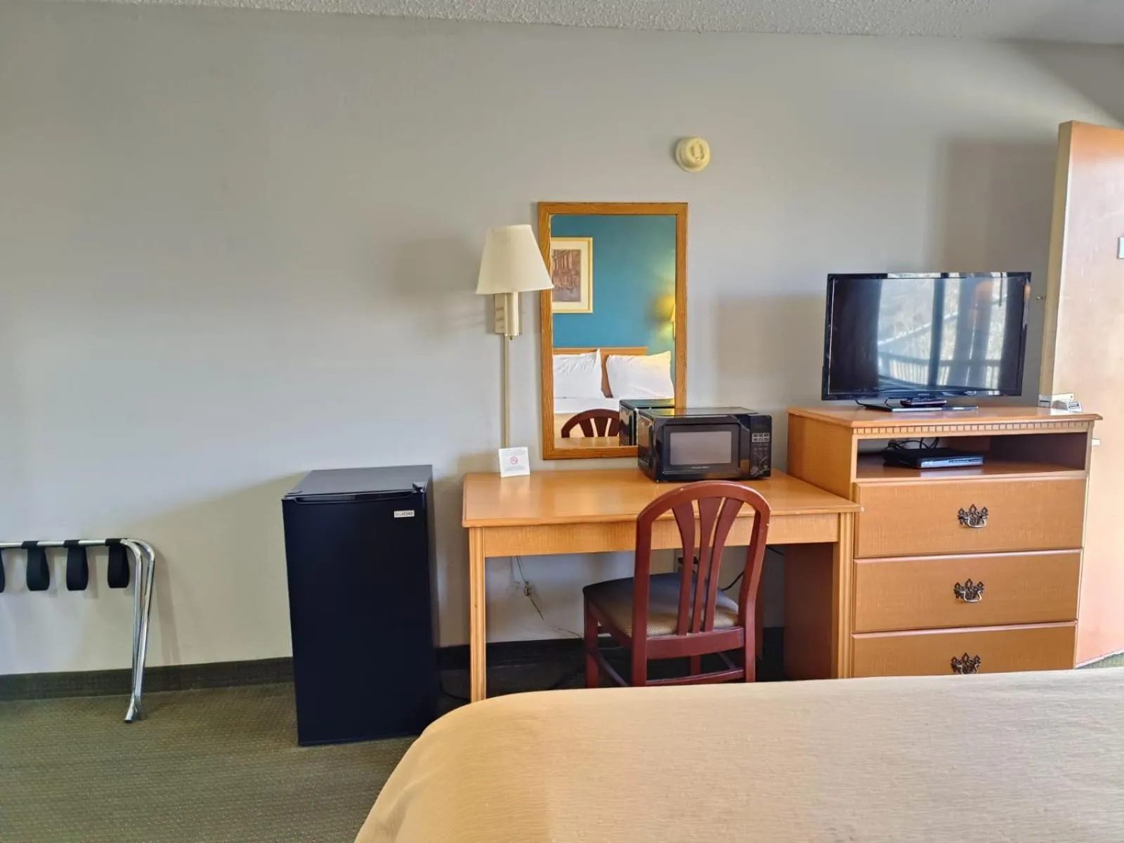 Bedroom, Bed in Executive Inn by OYO Kilgore North