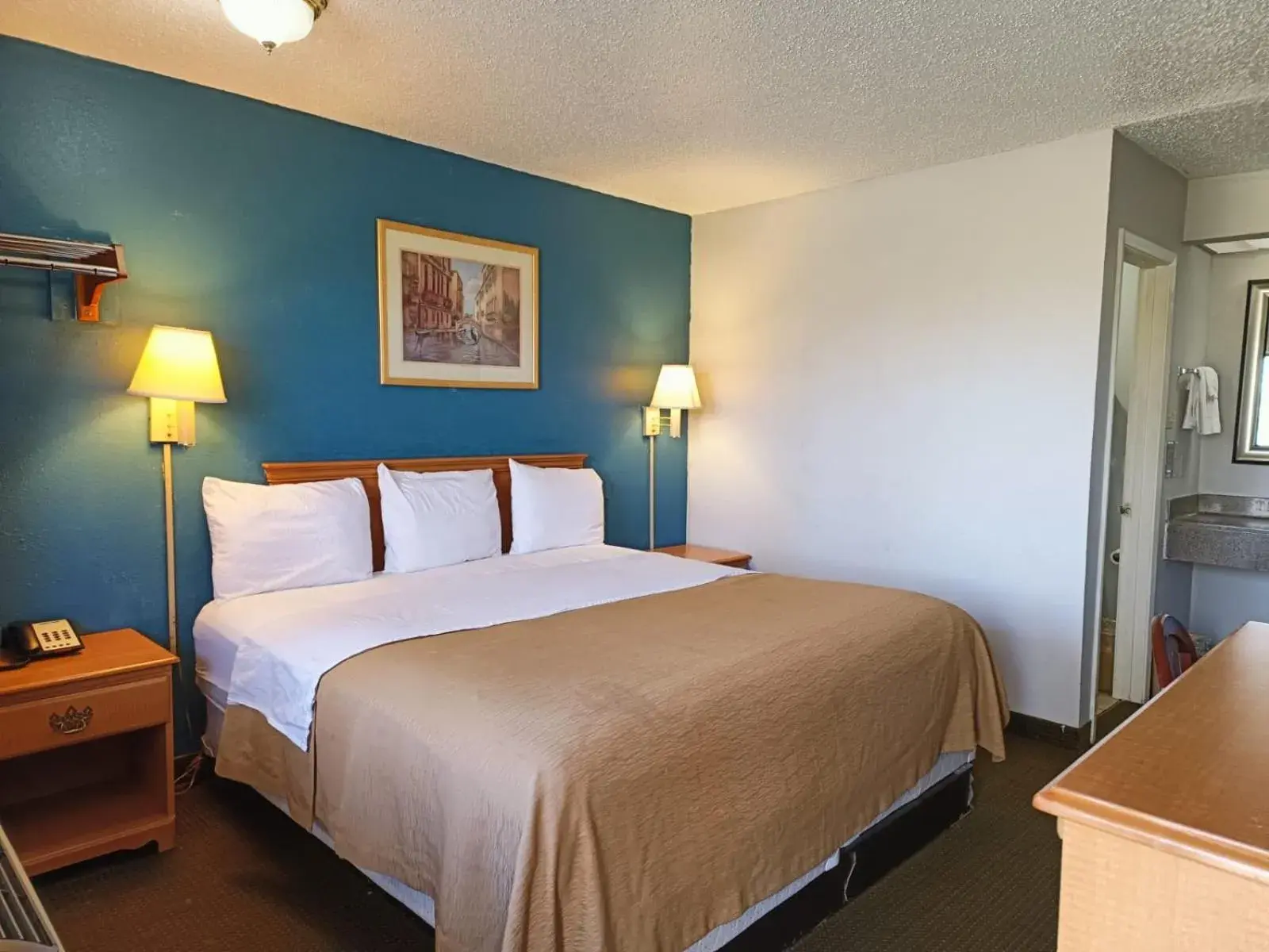 Bedroom, Bed in Executive Inn by OYO Kilgore North Bedroom, Bed in Executive Inn by OYO Kilgore North