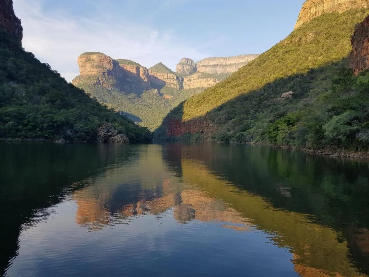 Nearby landmark in Kingfisher Creek Safari Lodge