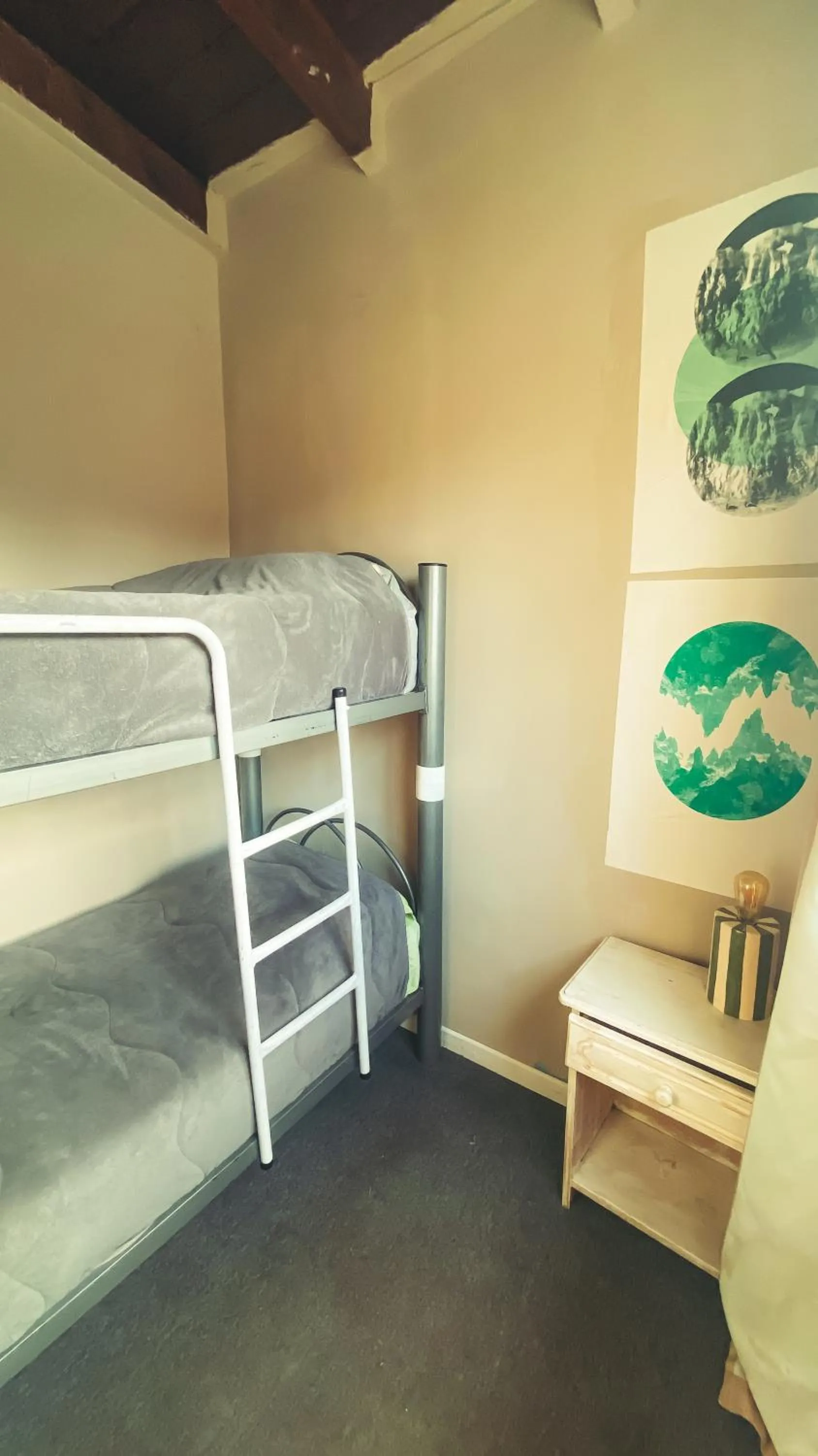 Family Room with Bathroom in Hostel Like Quijote