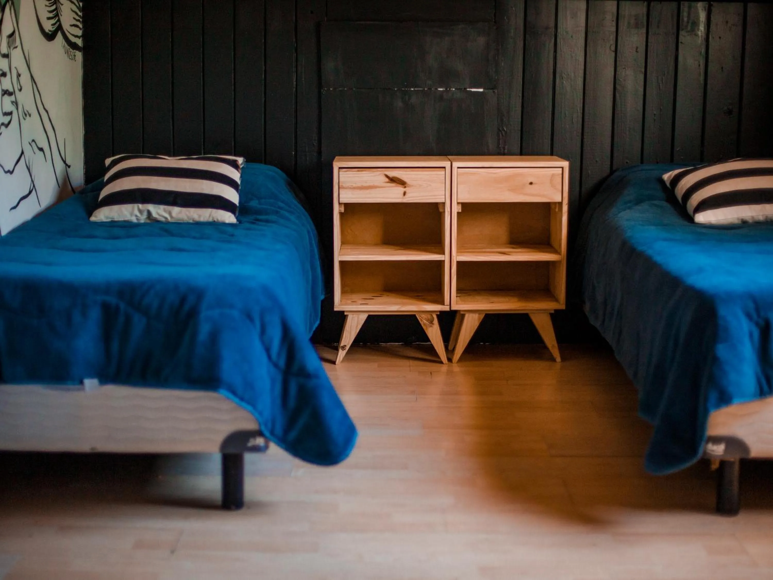 Standard Twin Room with Shared Bathroom in Hostel Like Quijote