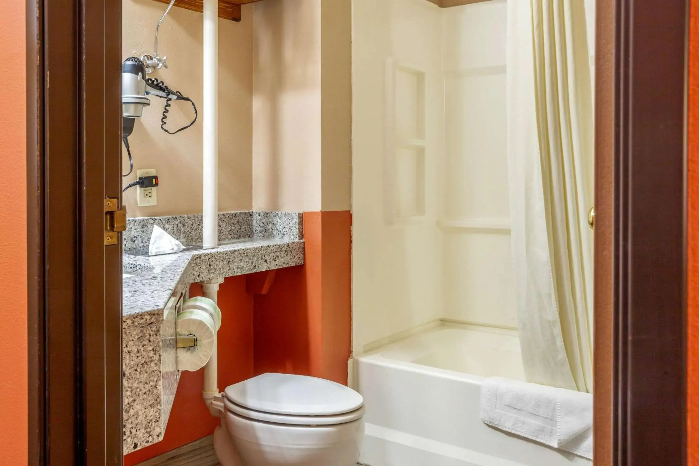 Photo of the whole room in Quality Inn & Suites Prairie Du Chien Photo of the whole room in Quality Inn & Suites Prairie Du Chien