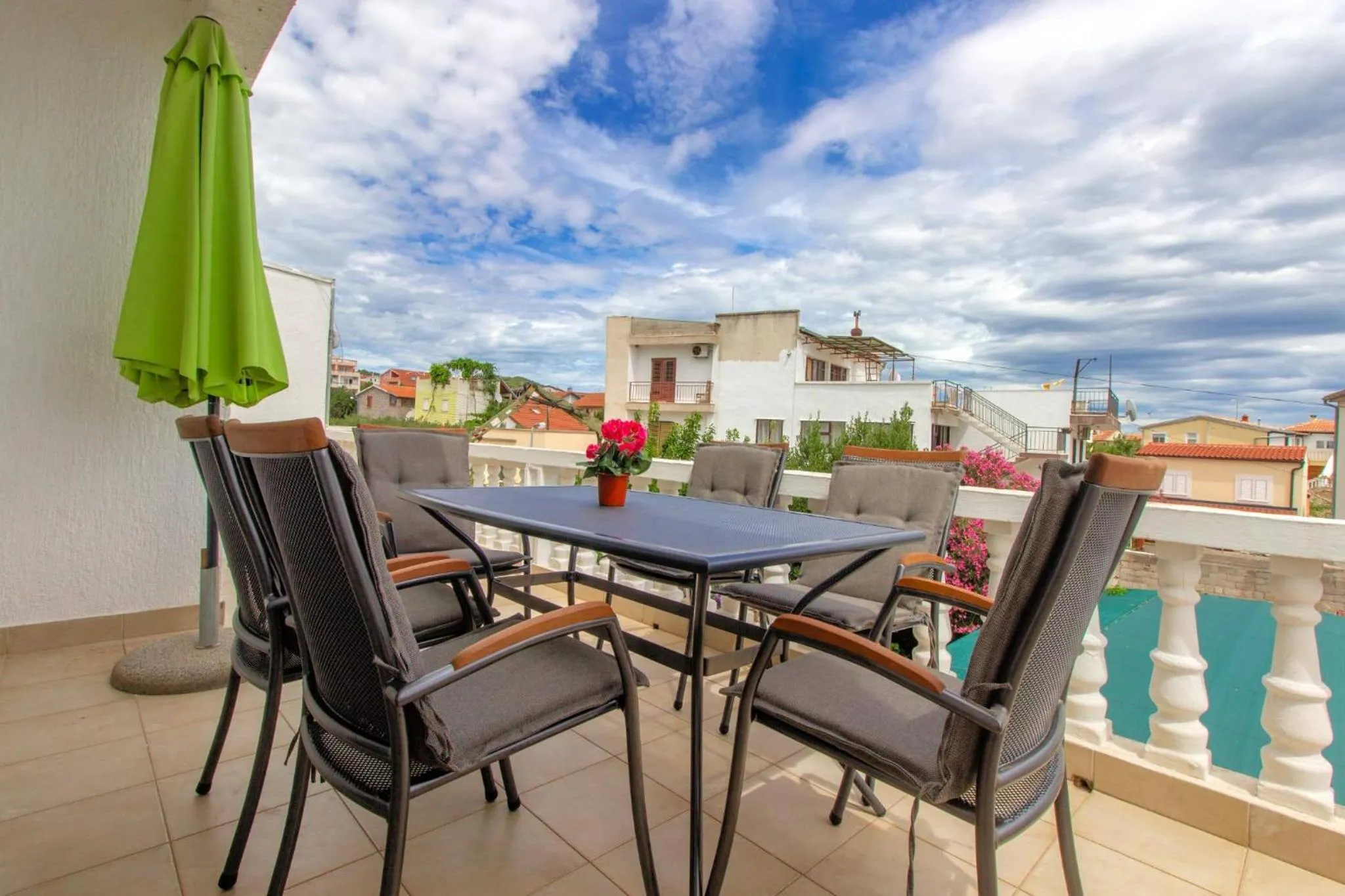 Apartments Alaga