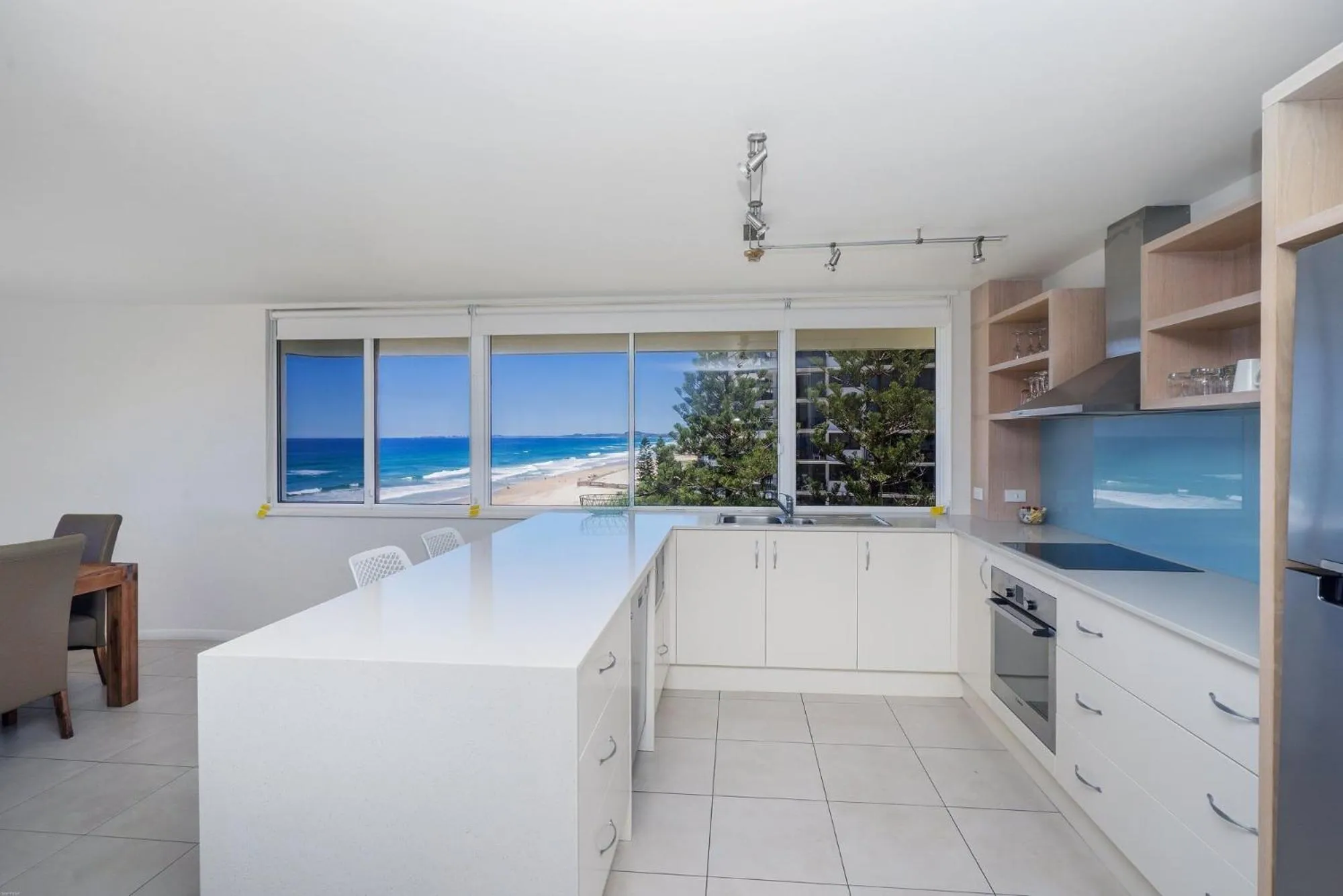 Kitchen or kitchenette in Dorchester On The Beach