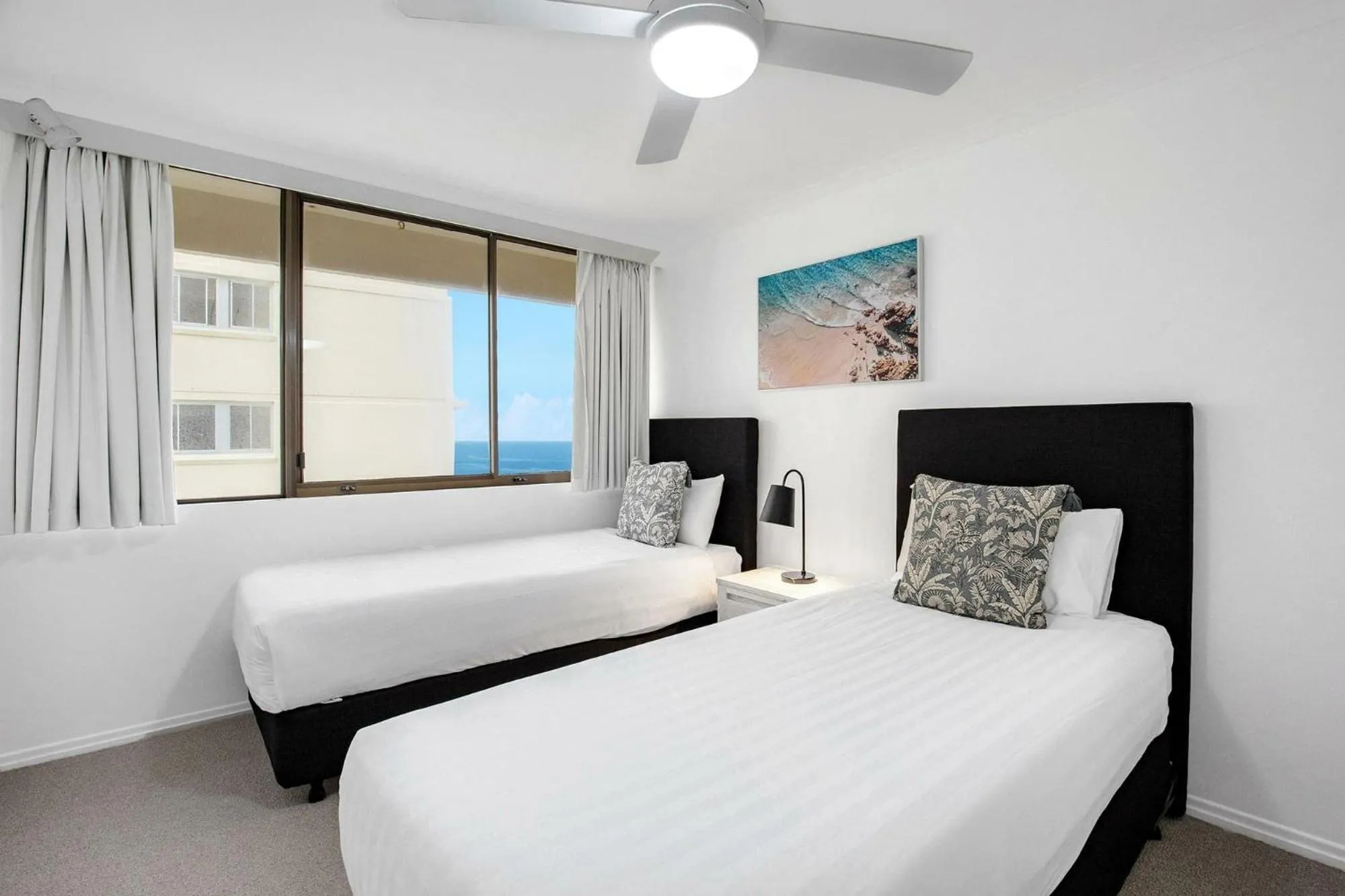 Bedroom, Bed in Dorchester On The Beach