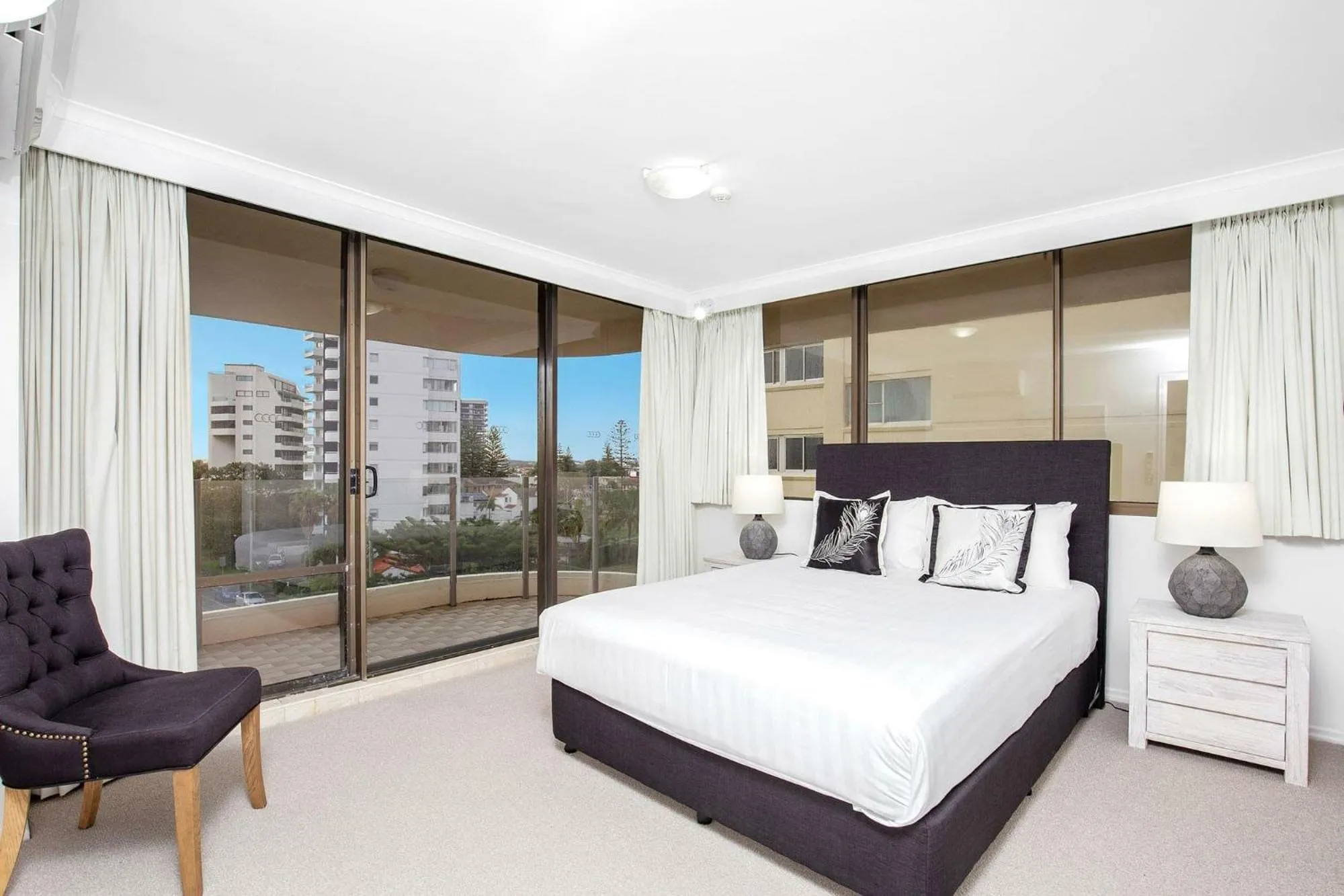 Bedroom, Bed in Dorchester On The Beach