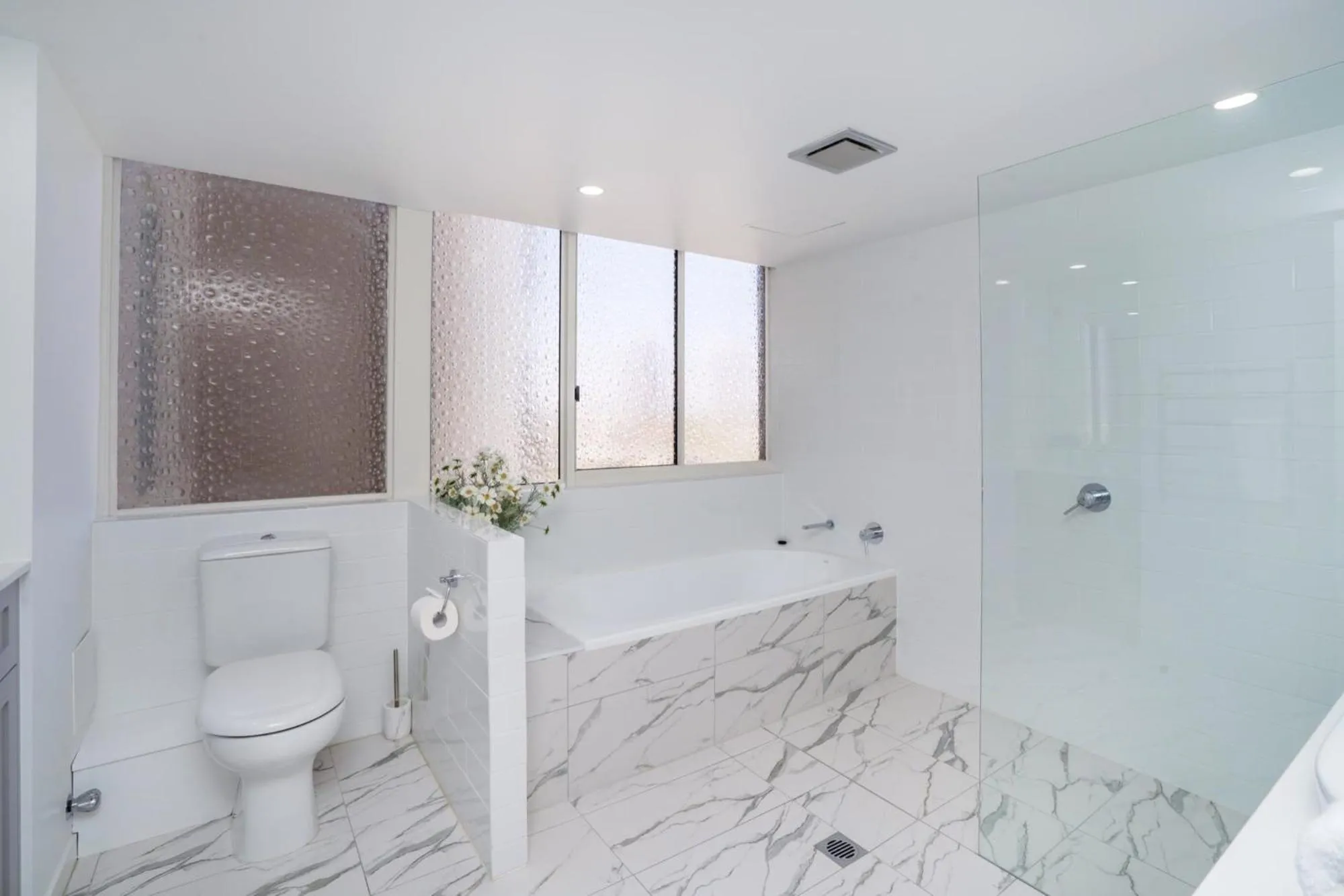 Shower in Dorchester On The Beach