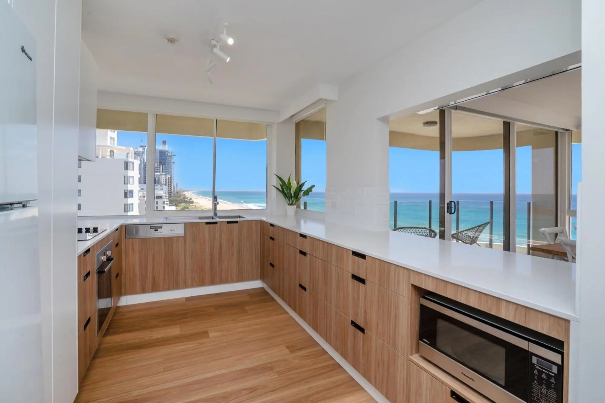 Kitchen or kitchenette in Dorchester On The Beach