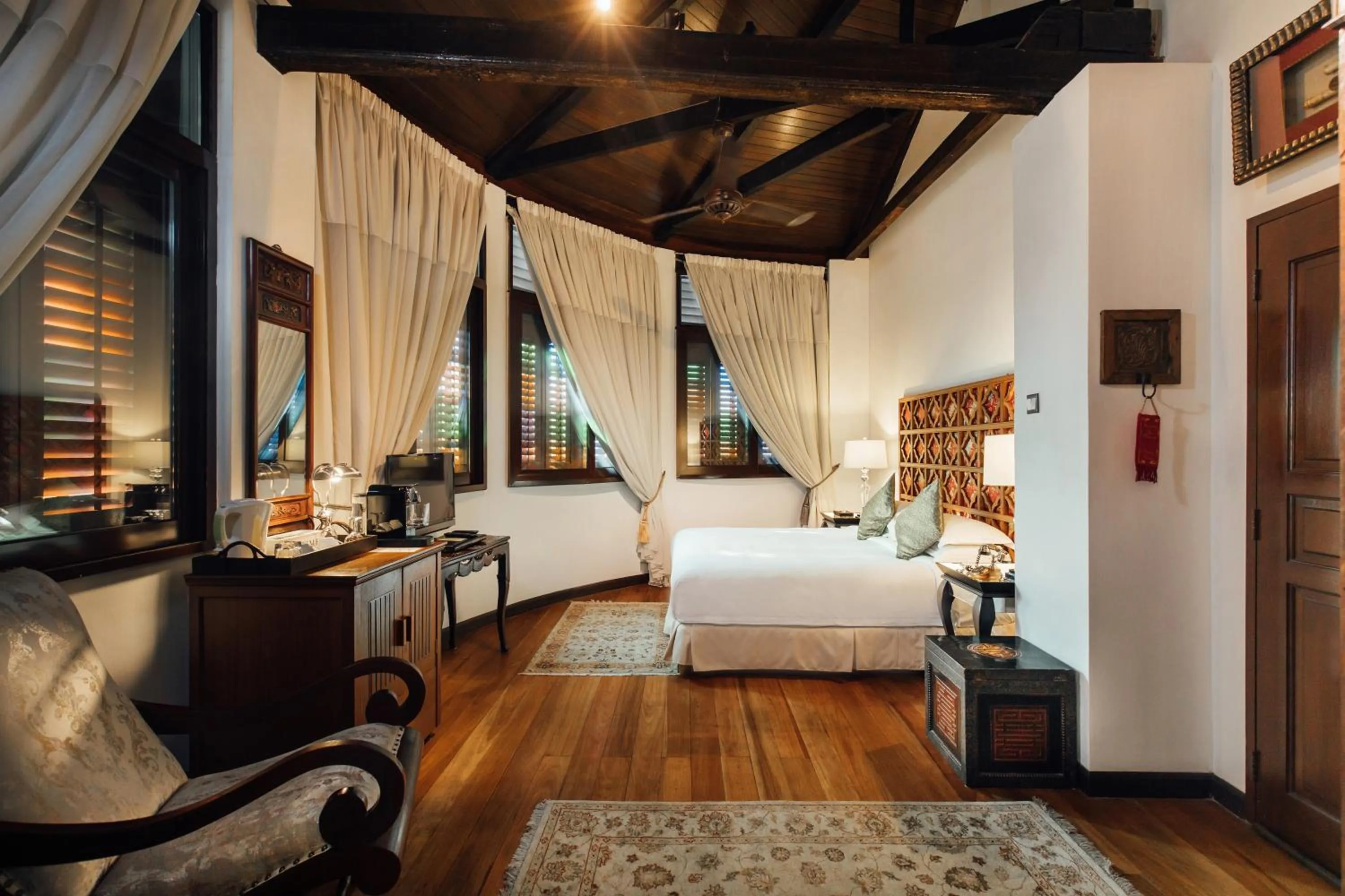 Bedroom, Bed in Campbell House