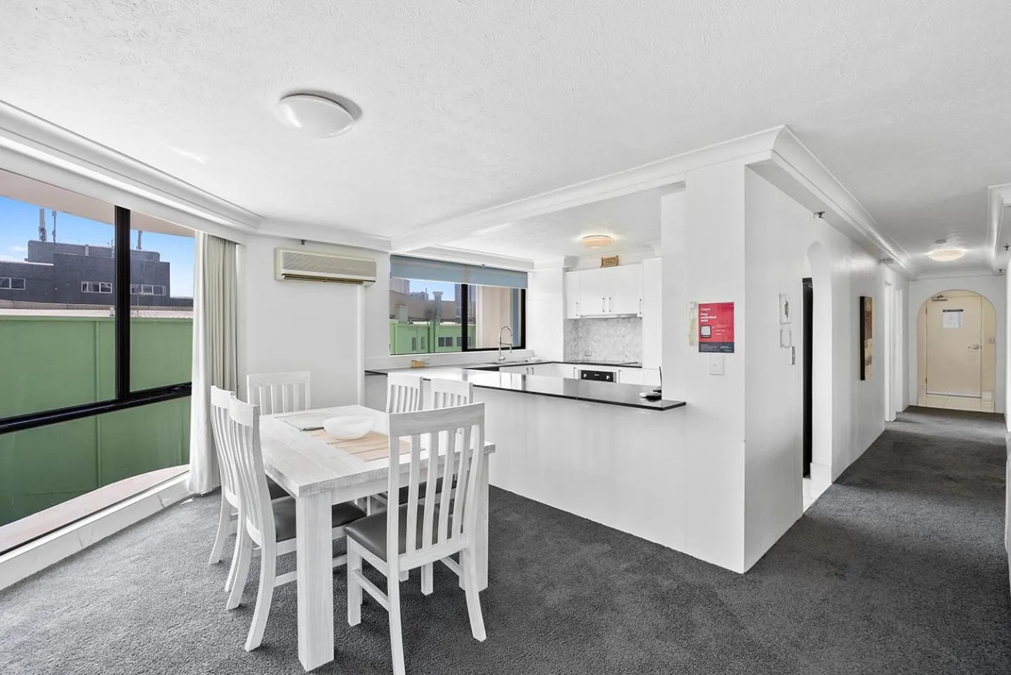 Dining area in Aegean Apartments Surfers Paradise