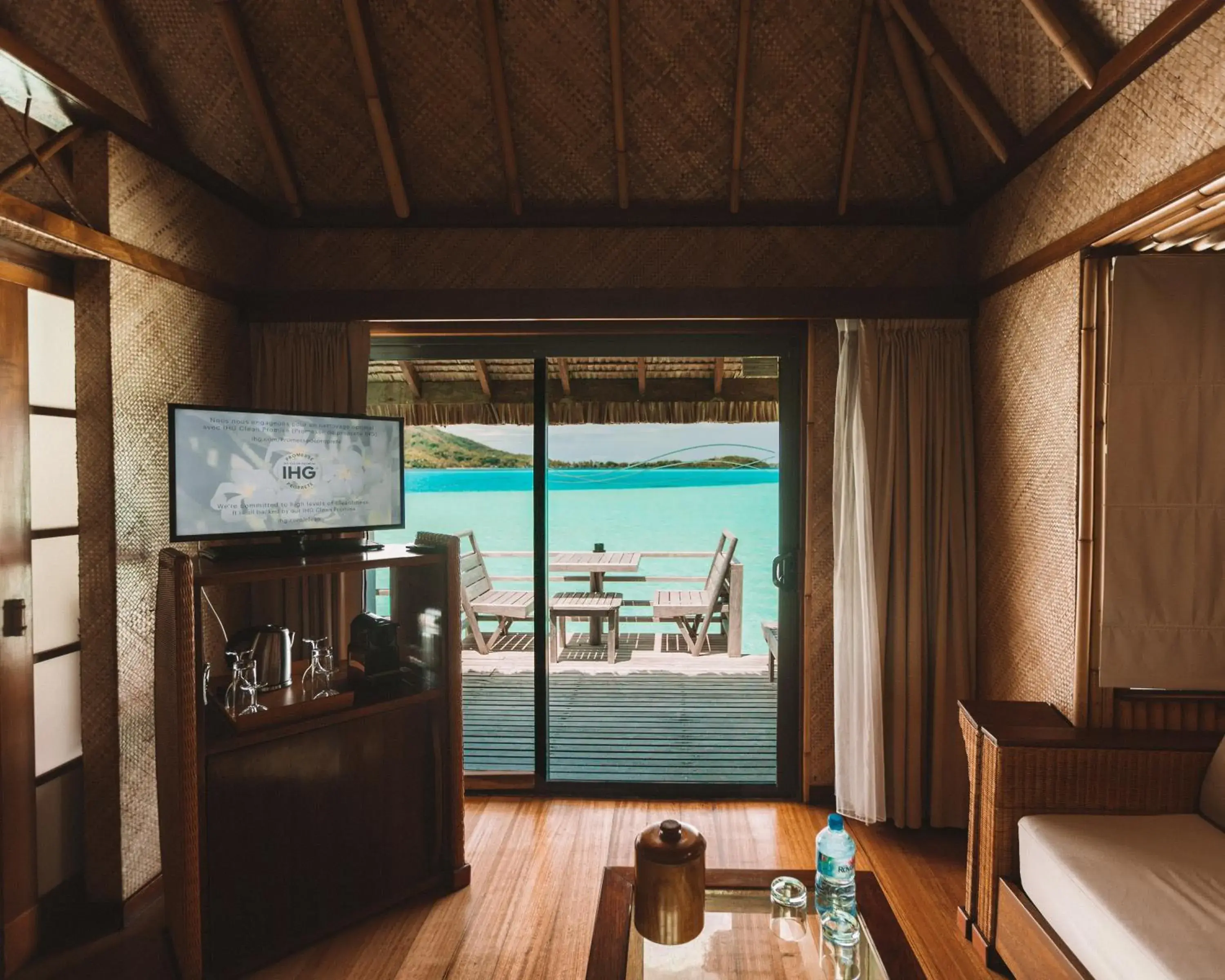 Living room in InterContinental Bora Bora Le Moana Resort by IHG Living room in InterContinental Bora Bora Le Moana Resort by IHG