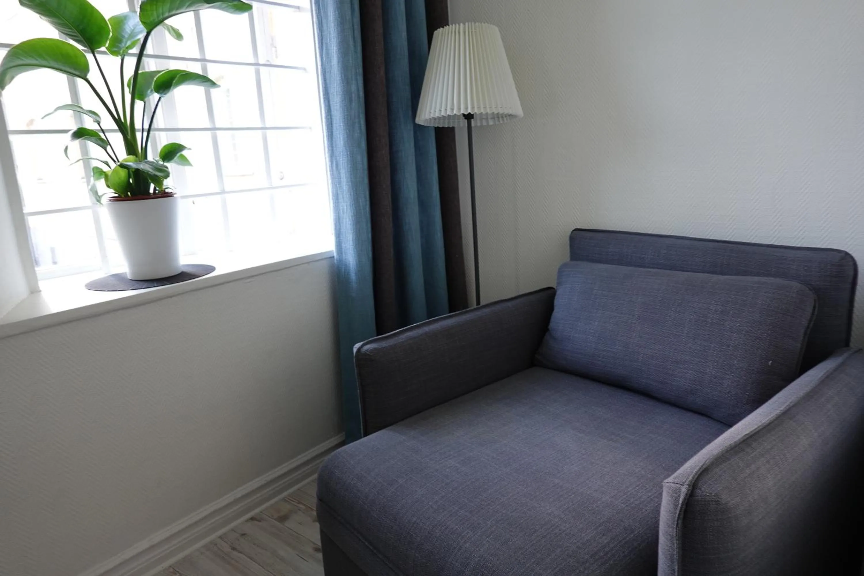 Seating area in Waterside Mariestad