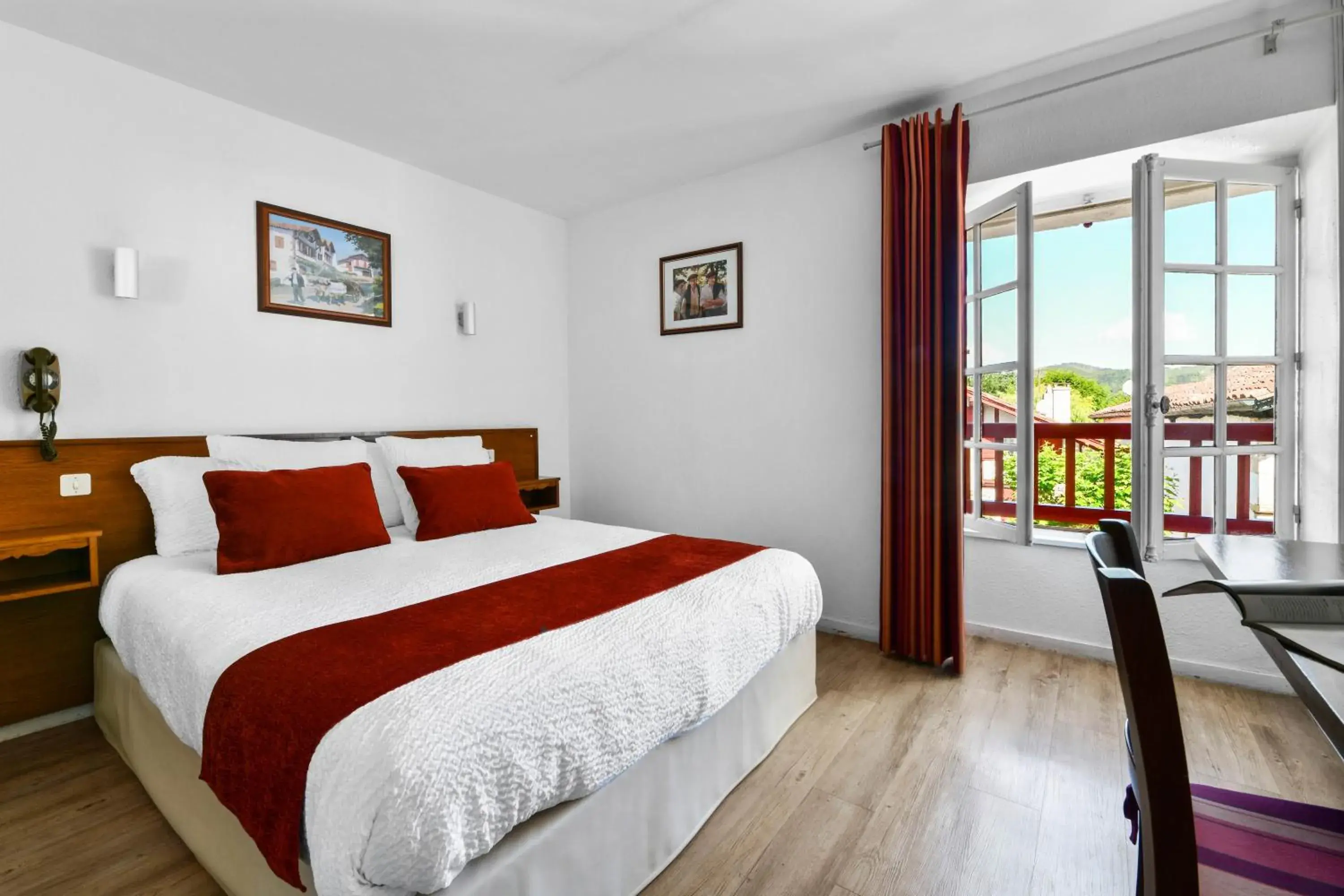 Logis Hôtel Baratxartea Logis Hôtel Baratxartea