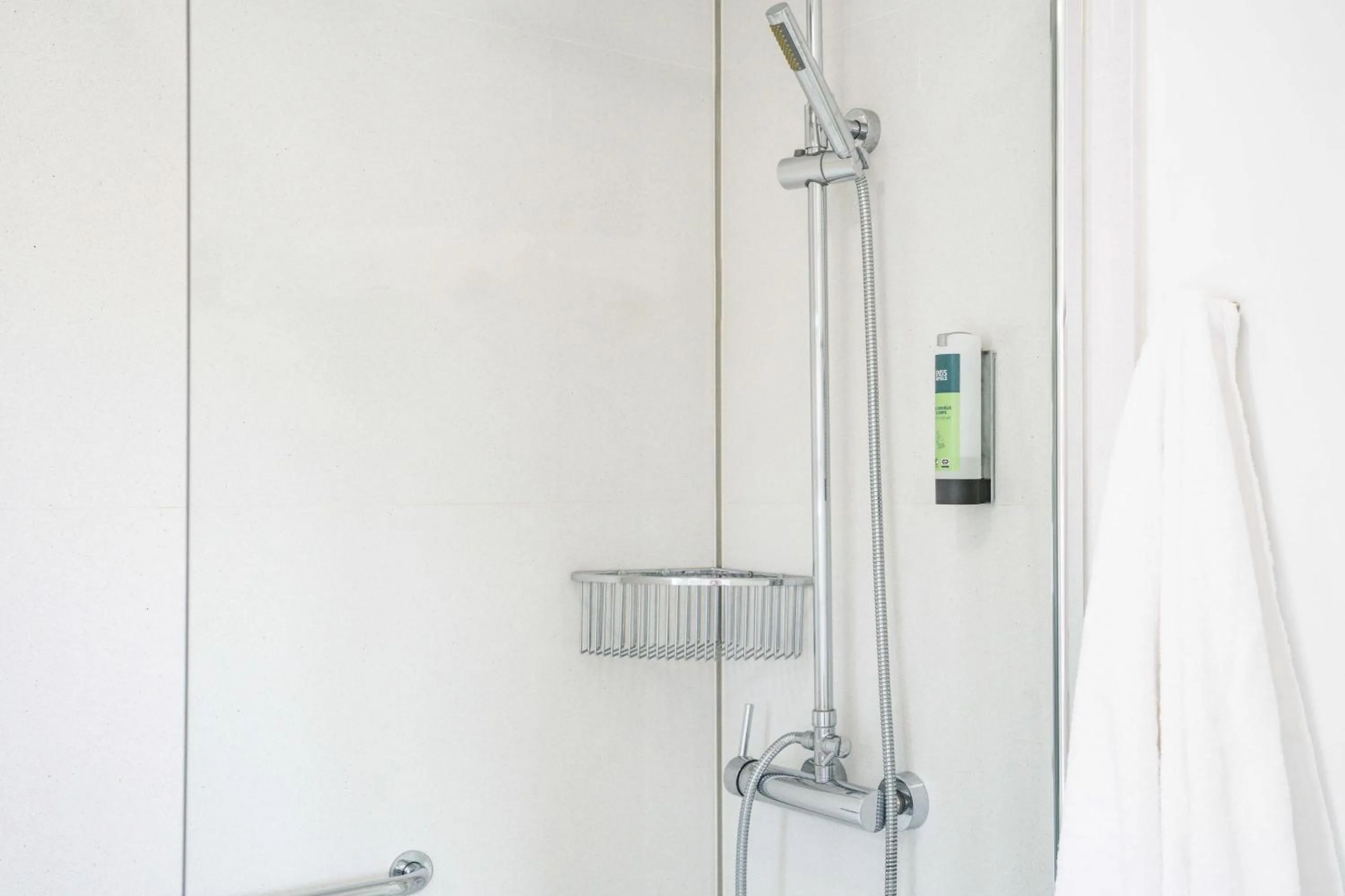 Logis Hôtel Baratxartea