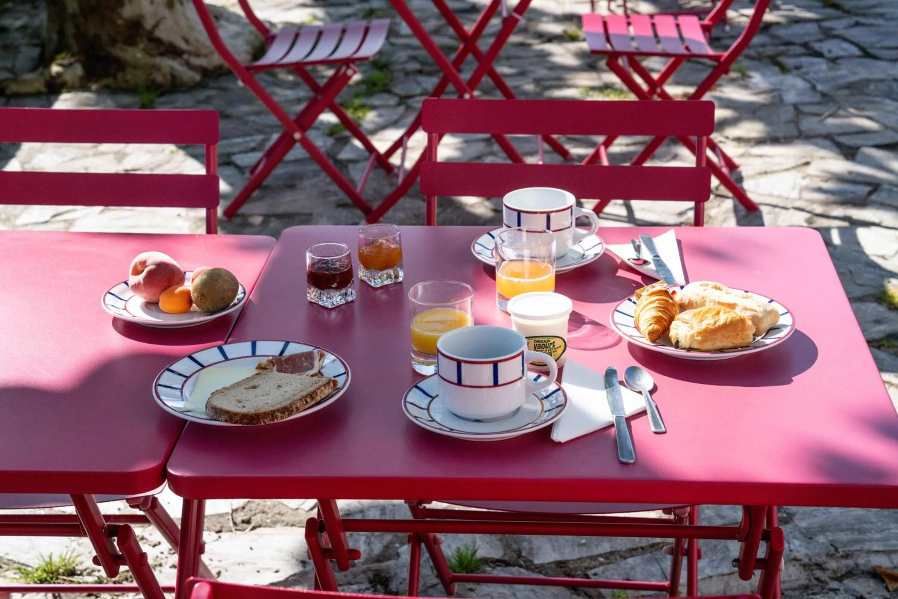 Logis Hôtel Baratxartea