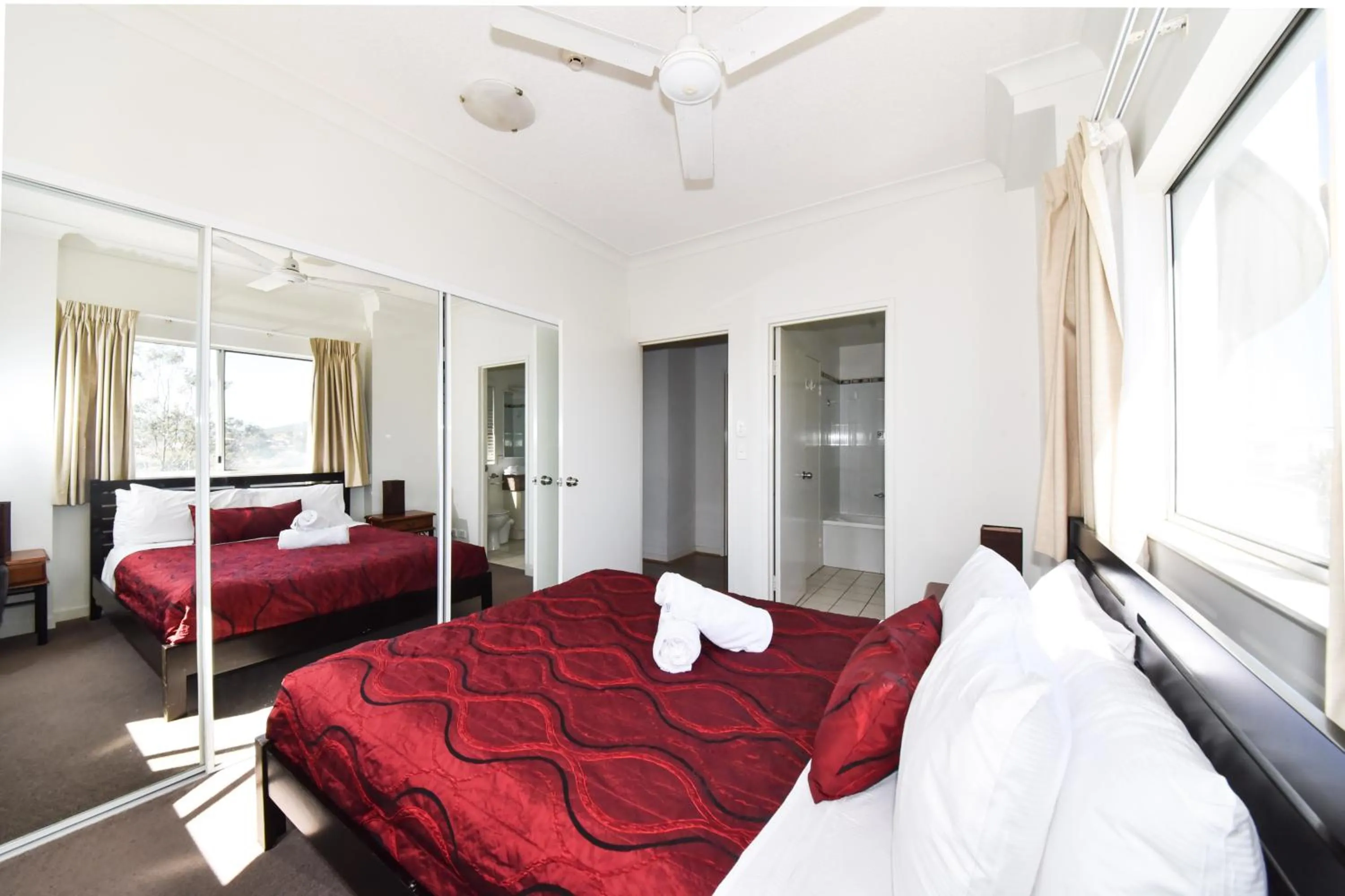 Bedroom, Bed in Founda Gardens Apartments