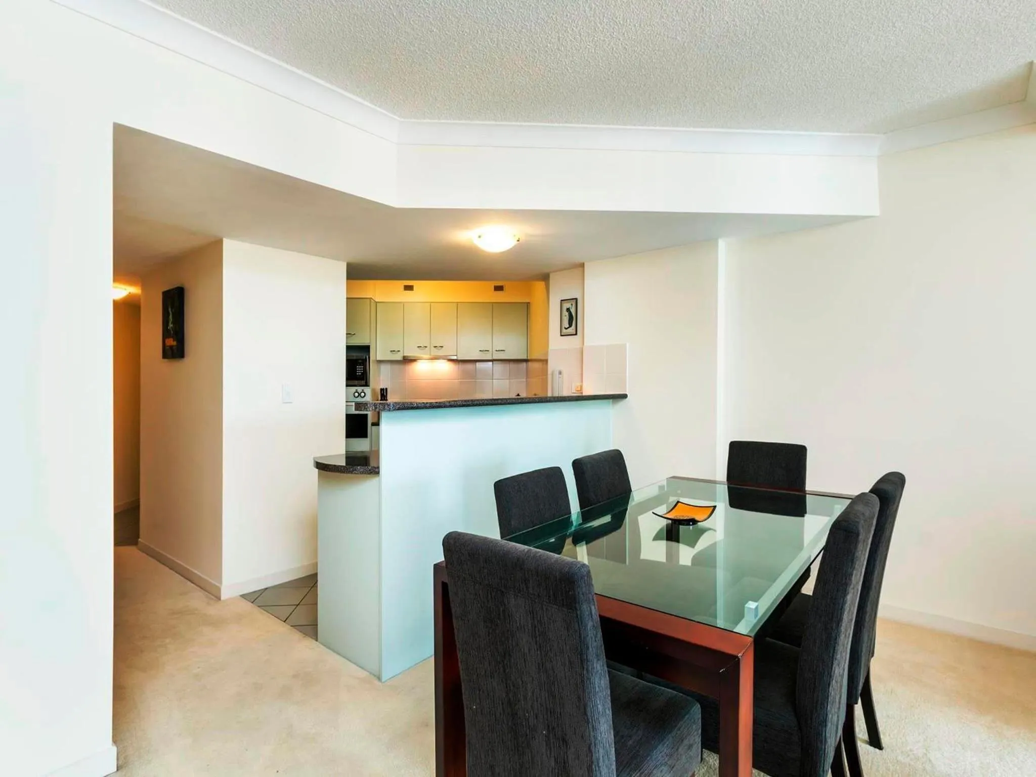 Dining area in Founda Gardens Apartments