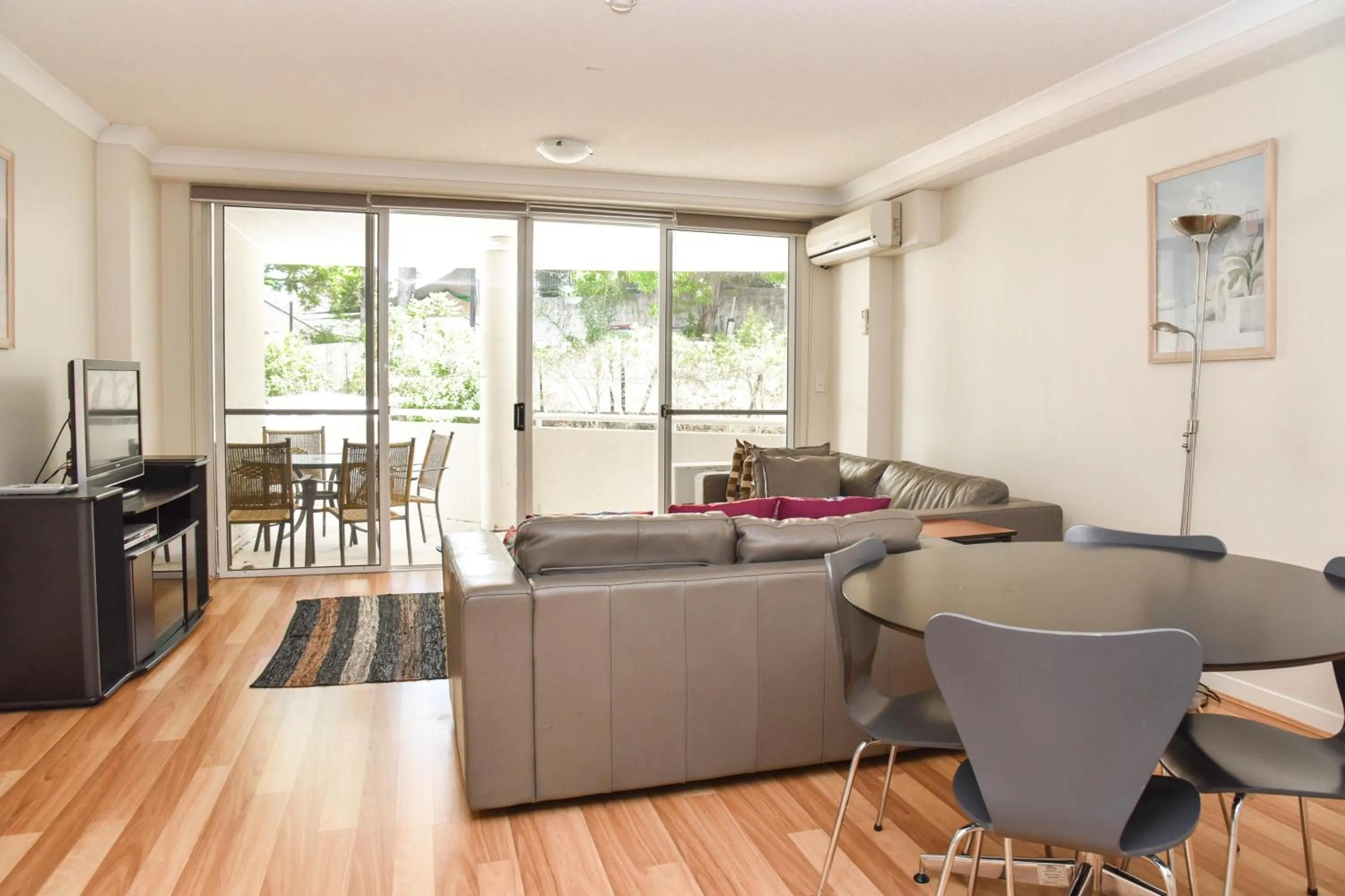 Founda Gardens Apartments