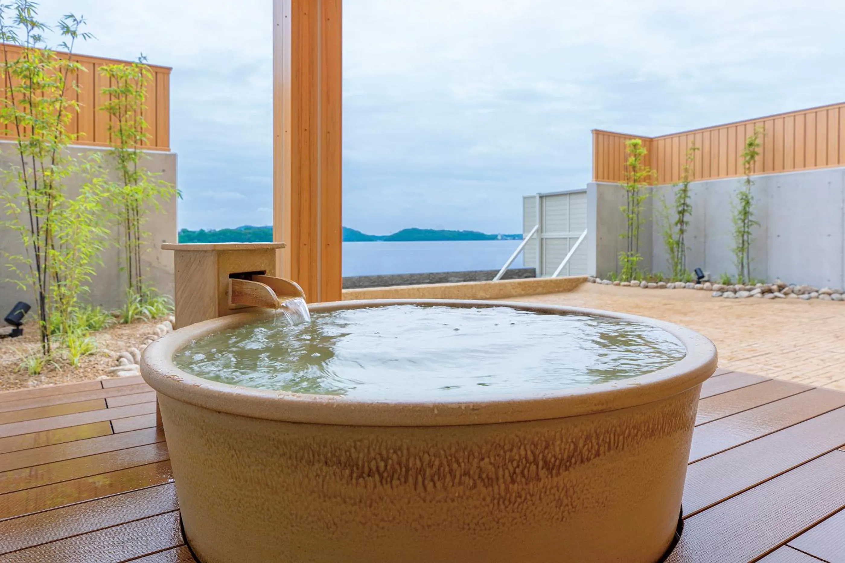 Lake view in Hotel Green Plaza Hamanako