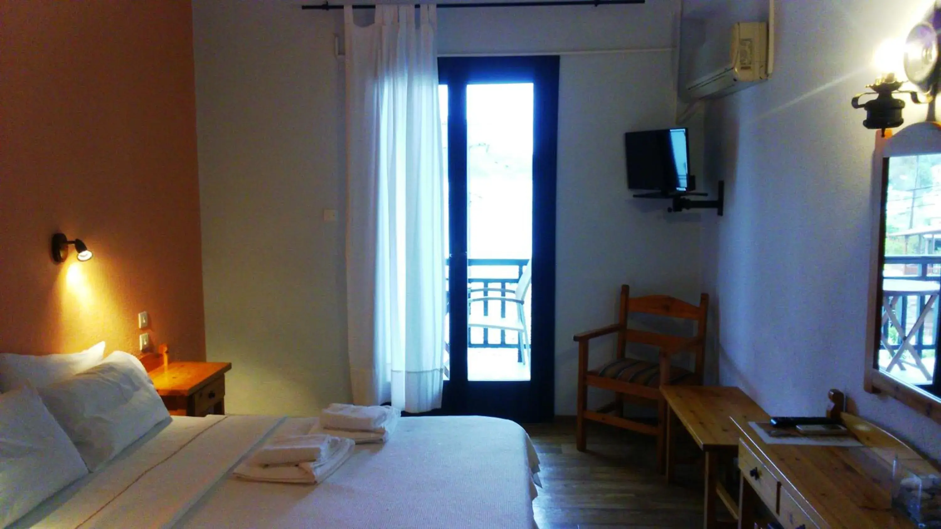 Double Room with Sea View in Hotel Votsala Double Room with Sea View in Hotel Votsala