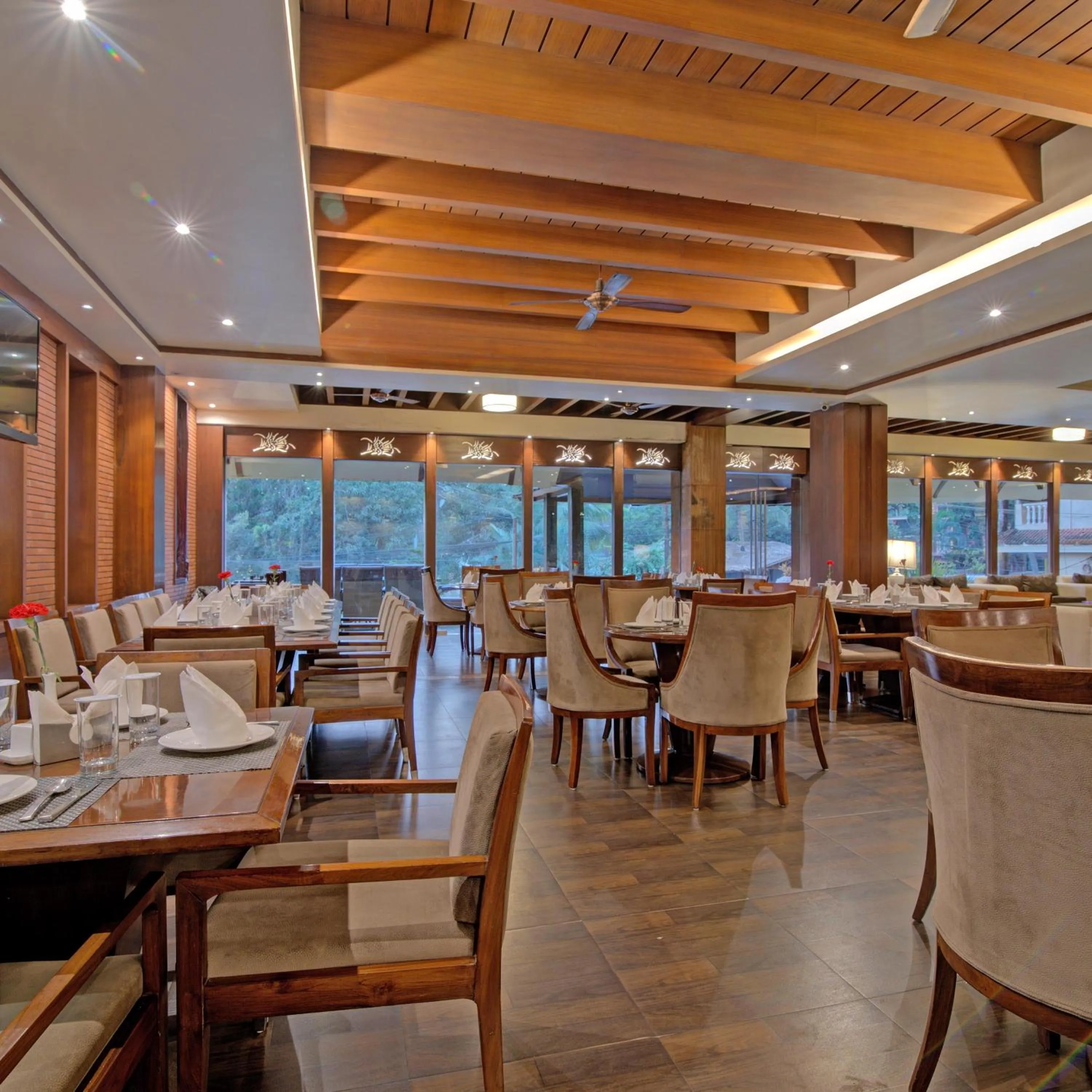 Restaurant/places to eat in Godwin Candolim,Goa