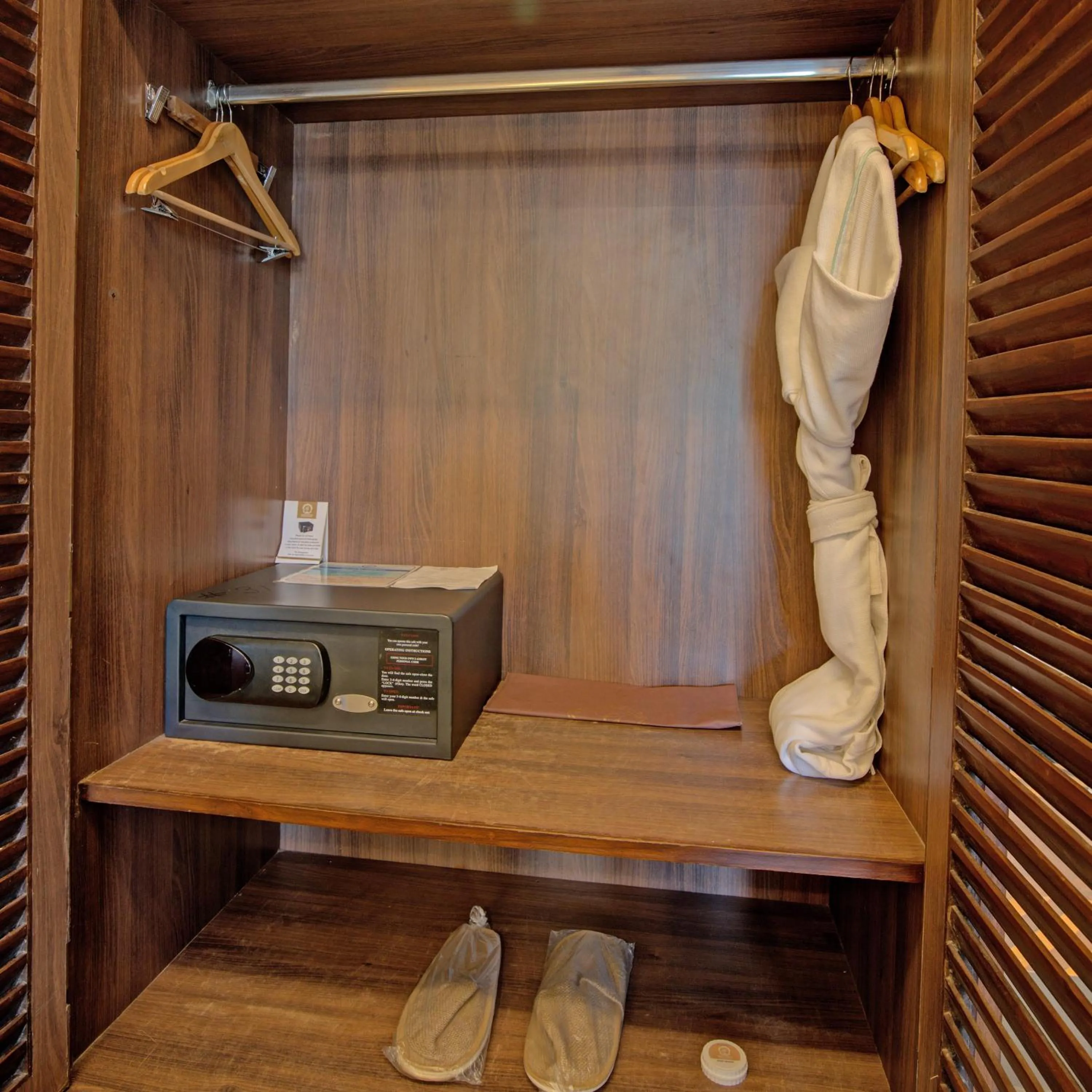 safe in Godwin Candolim,Goa