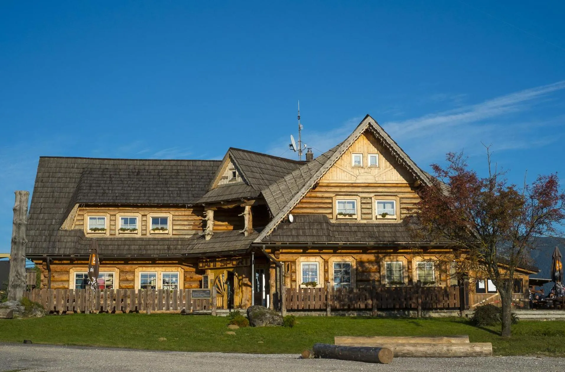 Property building in Penzion Damisport