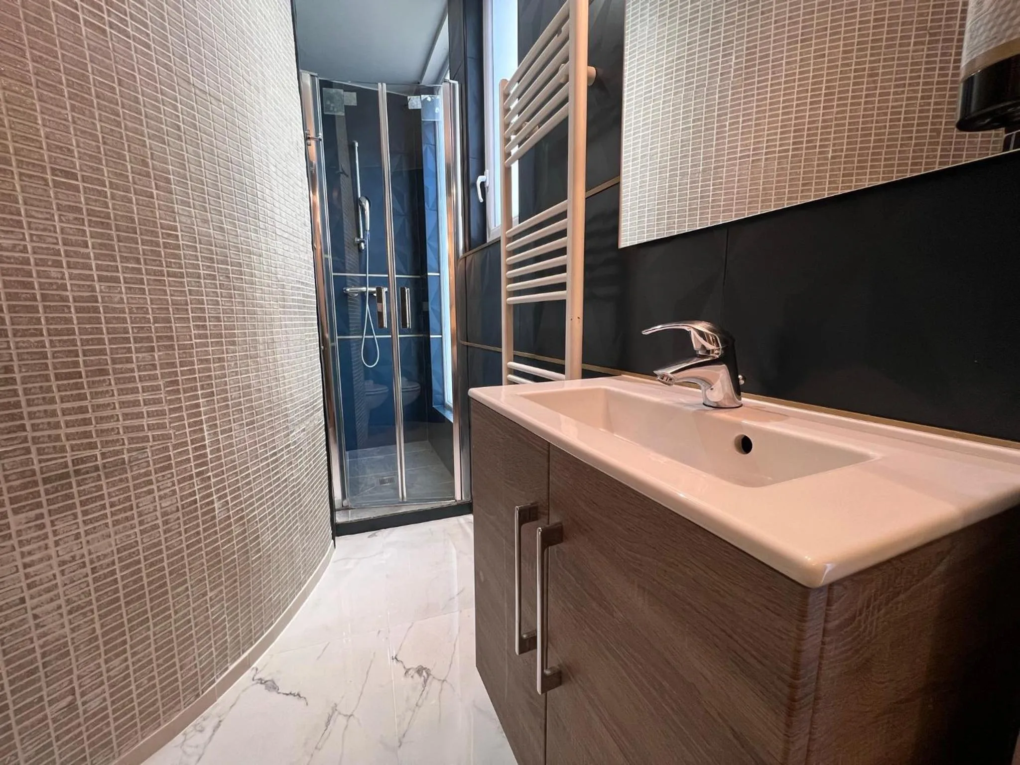 Bathroom in Hôtel Tilde