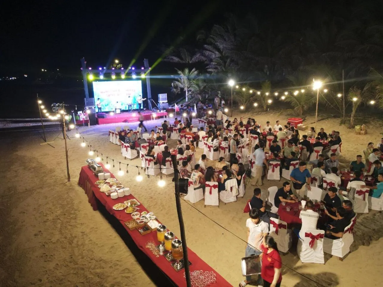 Restaurant/places to eat in Suoi Hong Resort