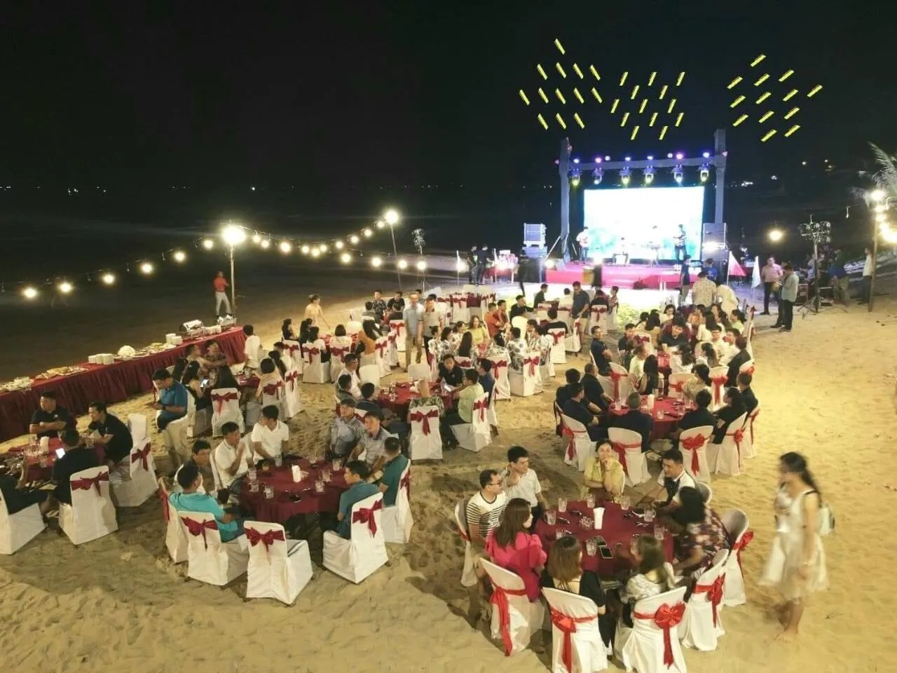 Restaurant/places to eat in Suoi Hong Resort