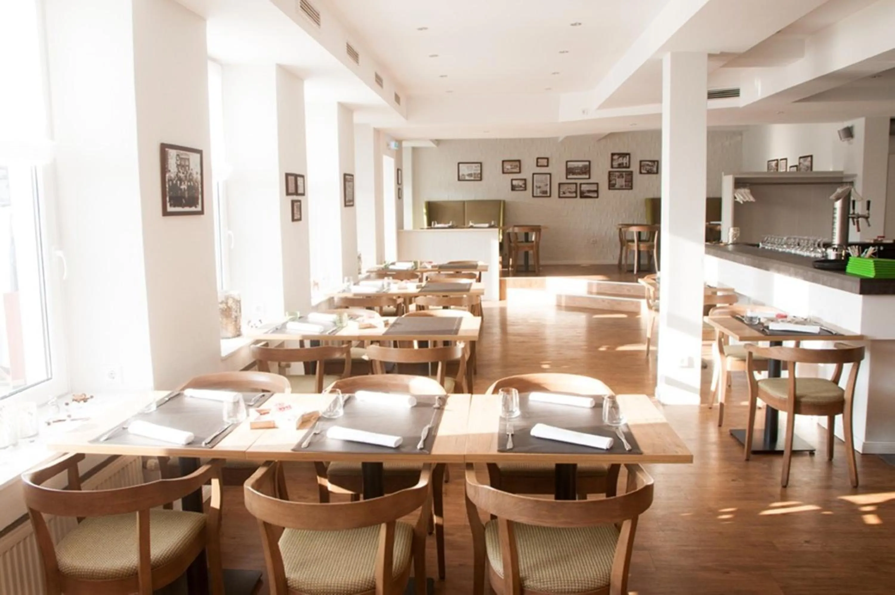 Restaurant/places to eat in Angler Hof