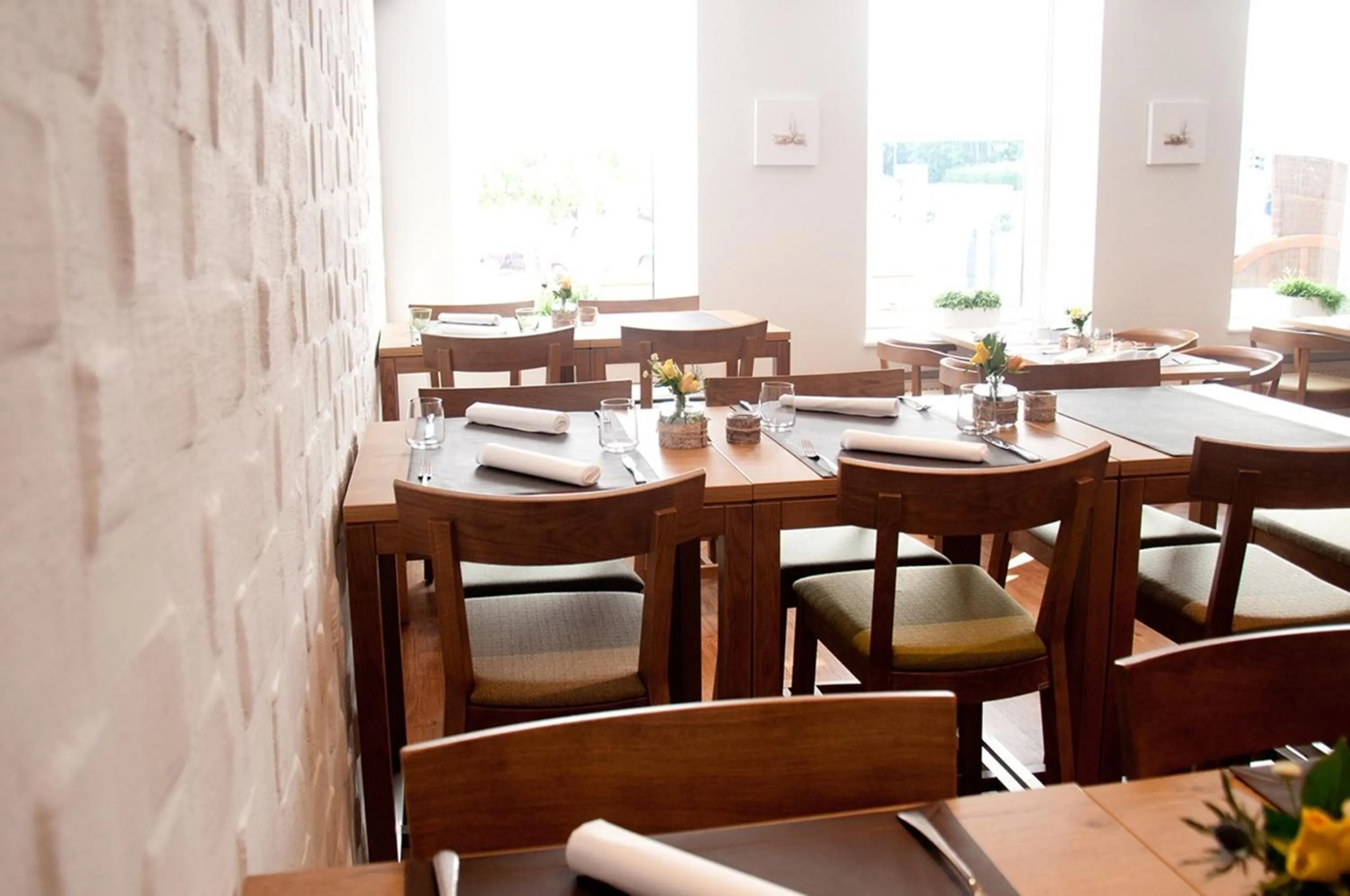 Restaurant/places to eat in Angler Hof