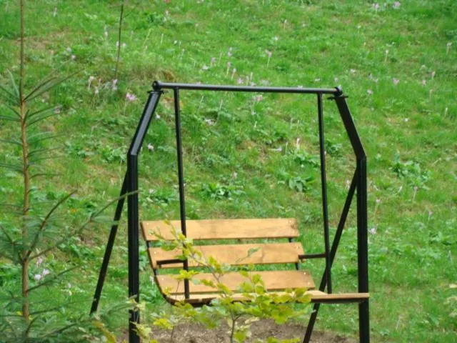 Spring in Șoaptele pădurii & Căsuța din pădure