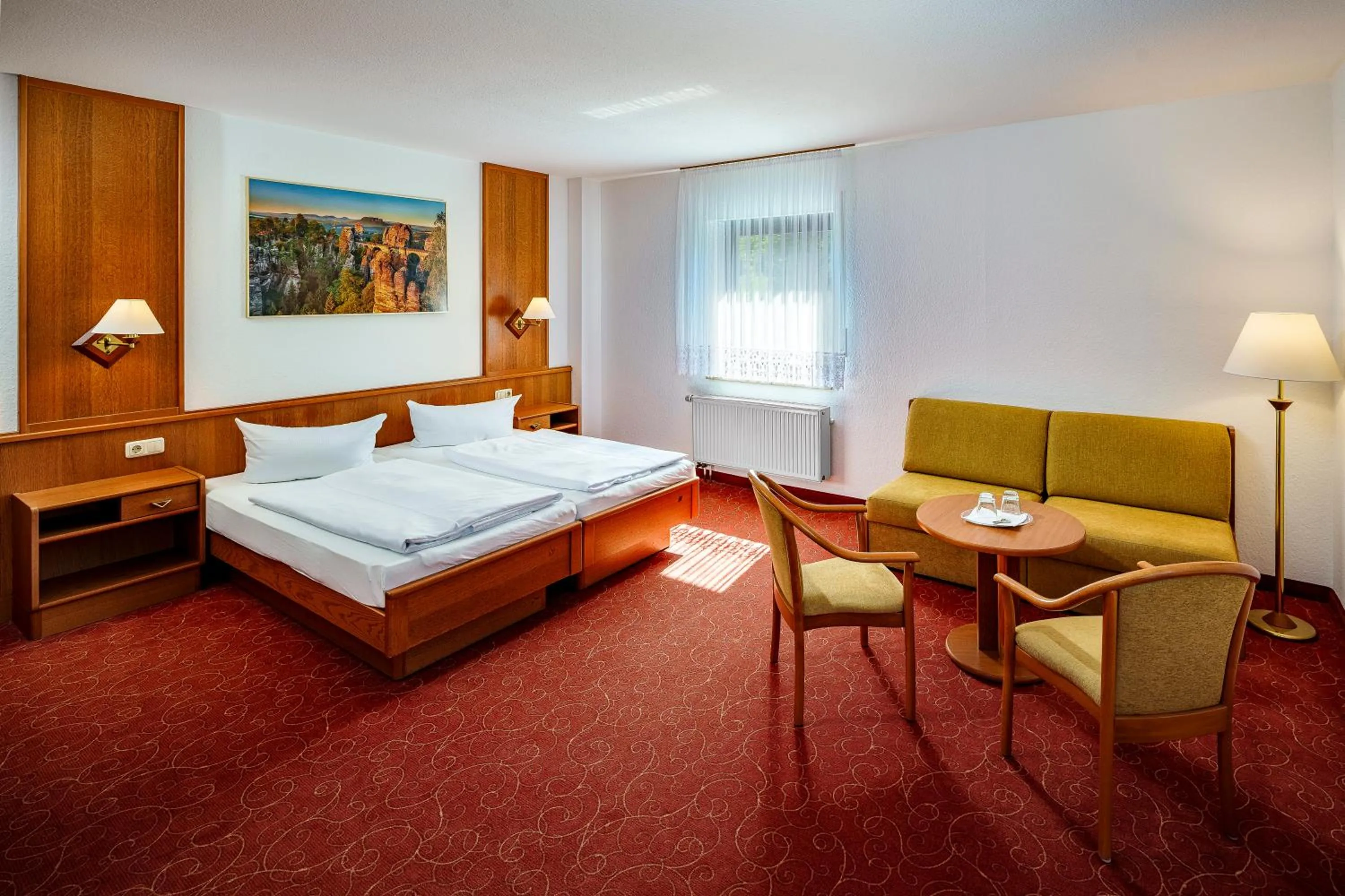 Photo of the whole room, Bed in Hotel Zur Post