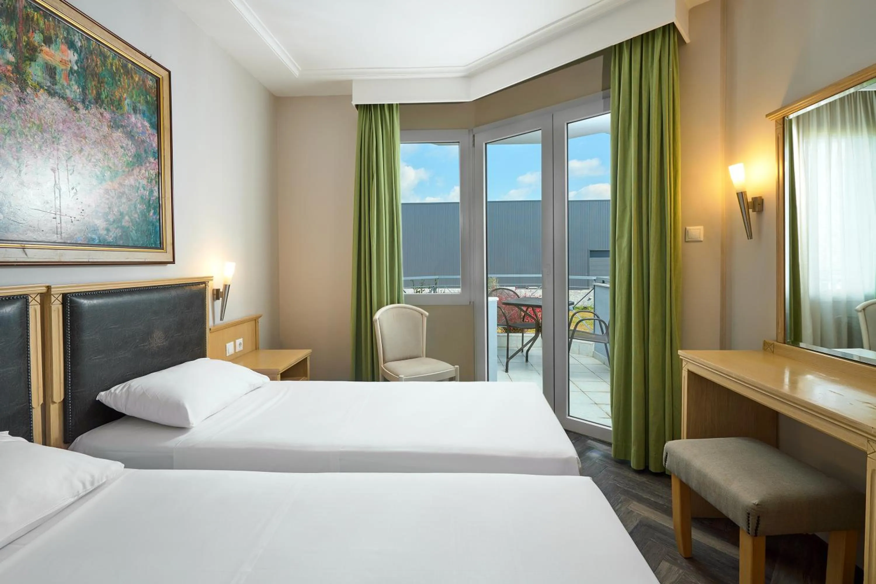 Photo of the whole room, Bed in Iris Hotel