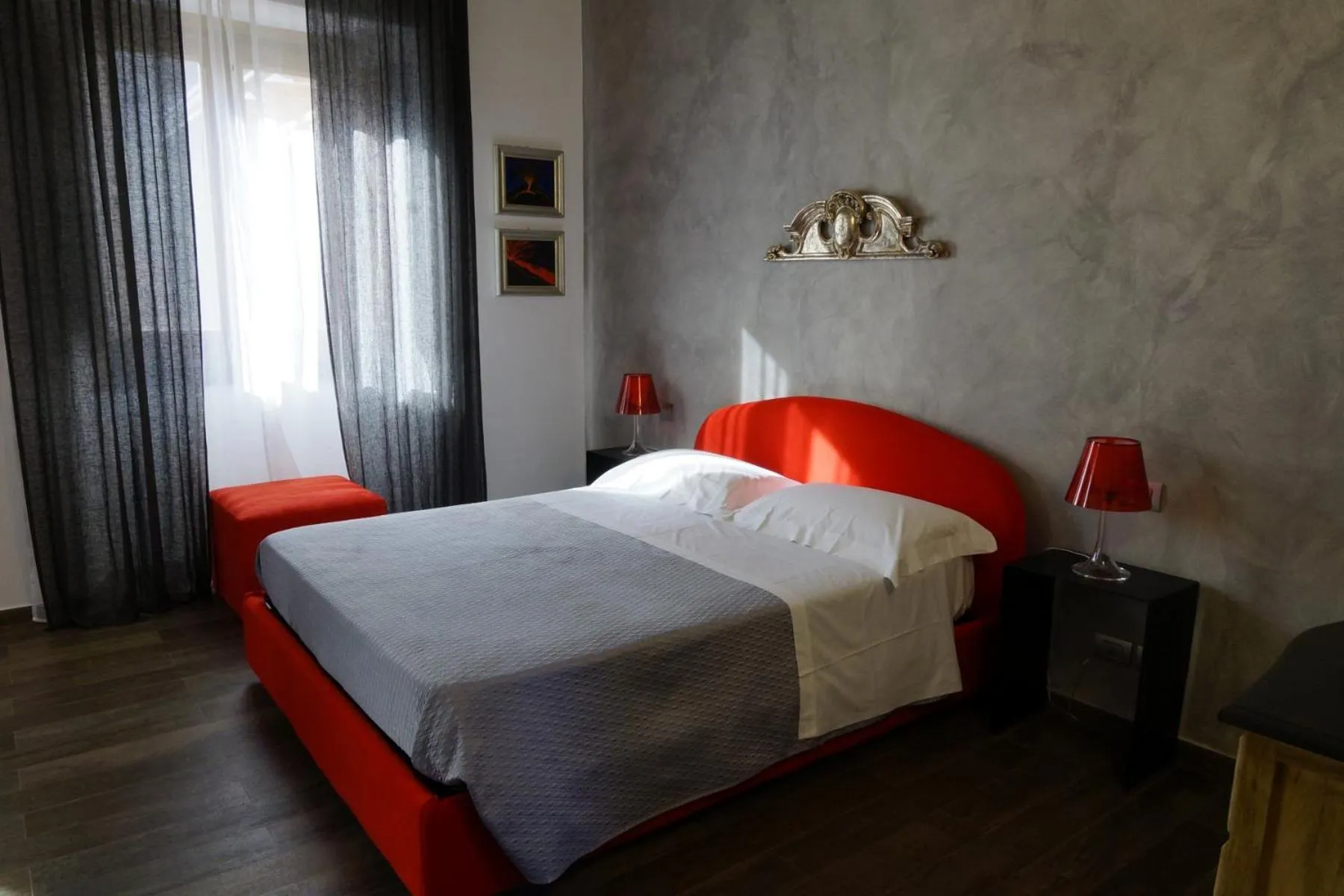 Deluxe Room with chromoterapy shower in La corte di Bafè B&B "Slow Life"
