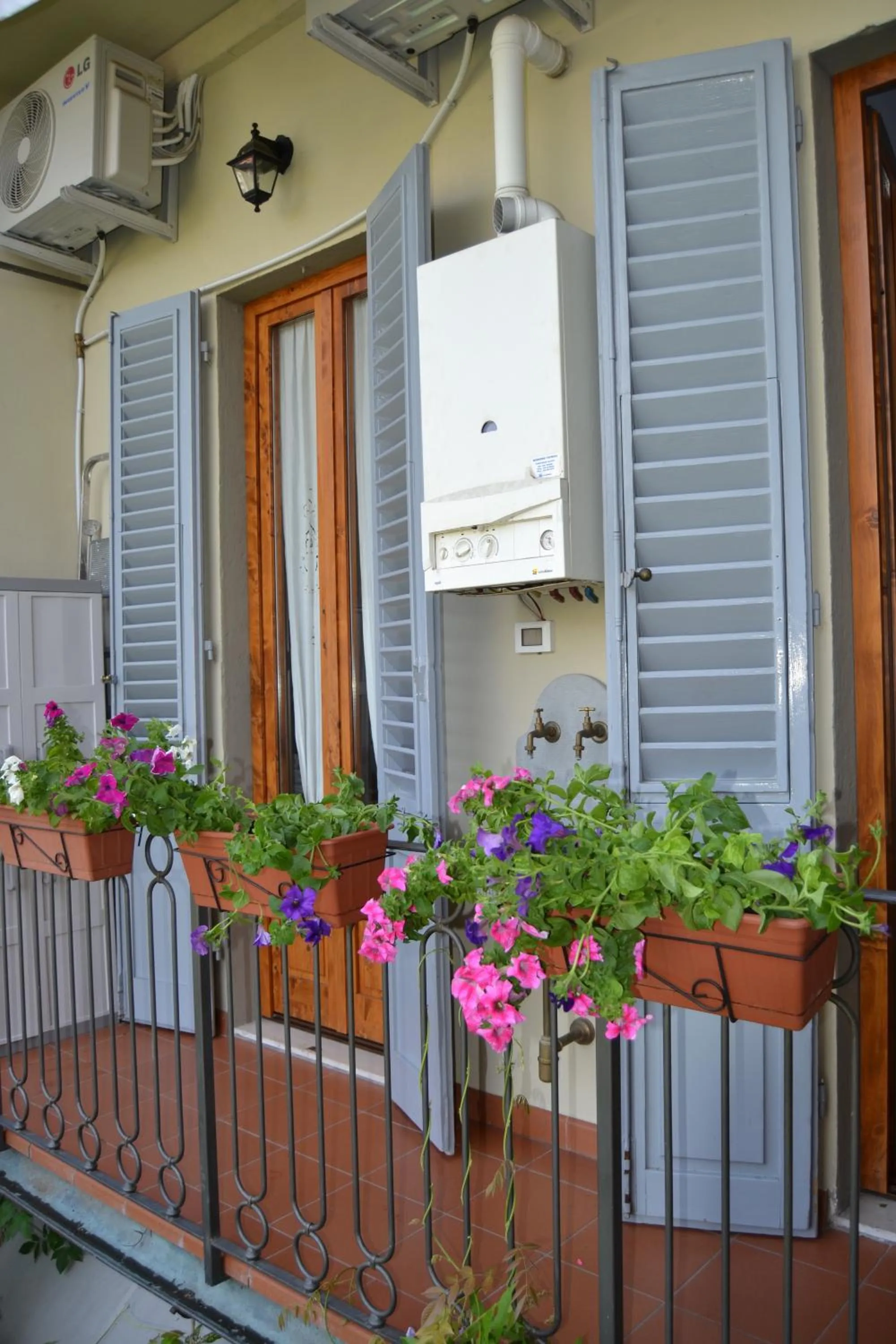 Balcony/Terrace in Chez Moi B&B