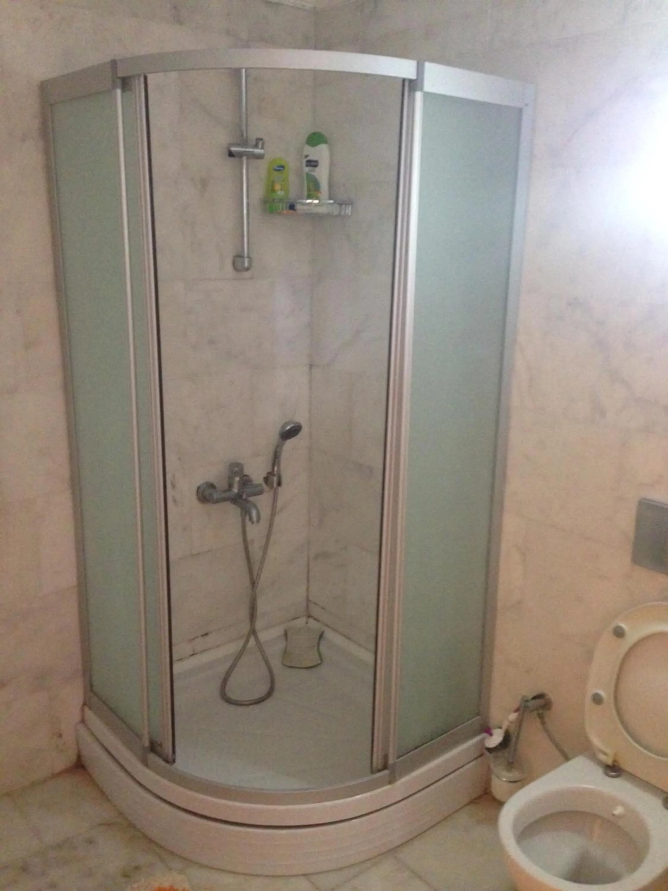 Shower in Dinara Apart Hotel